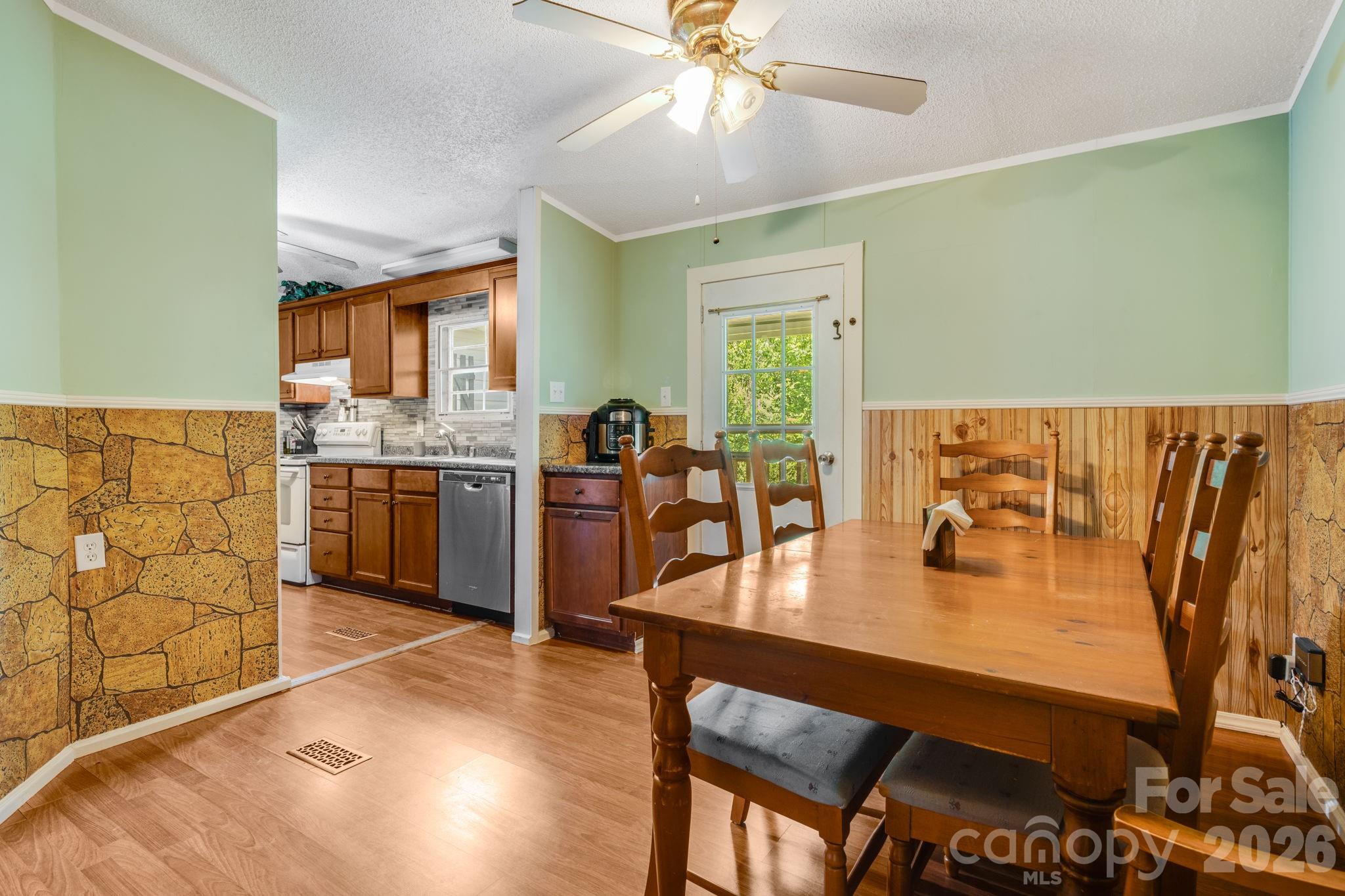Clover Brook - Residential