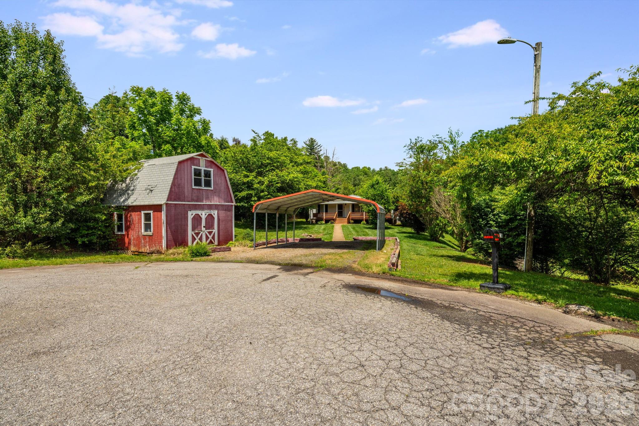 Clover Brook - Residential
