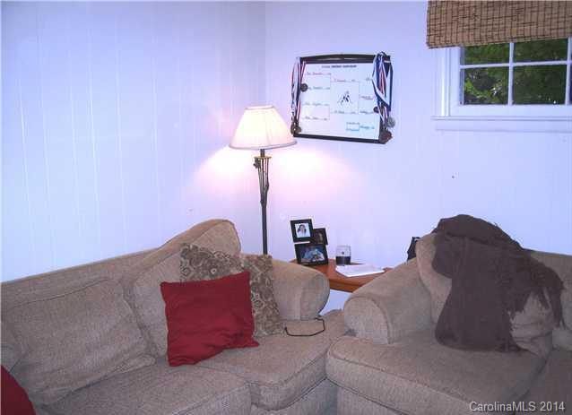 Lansdowne - Residential Lease