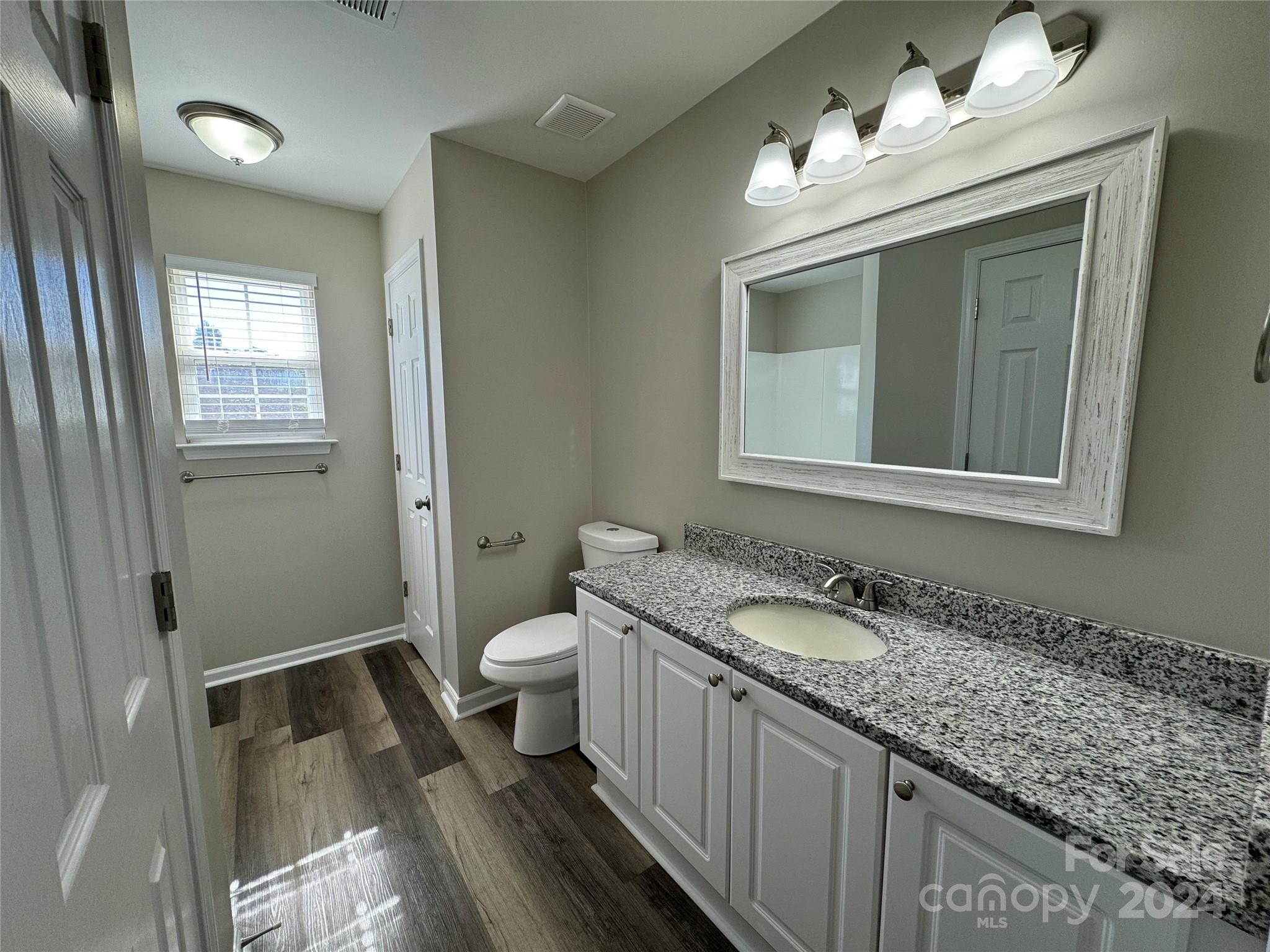 Oakdale Village - Residential