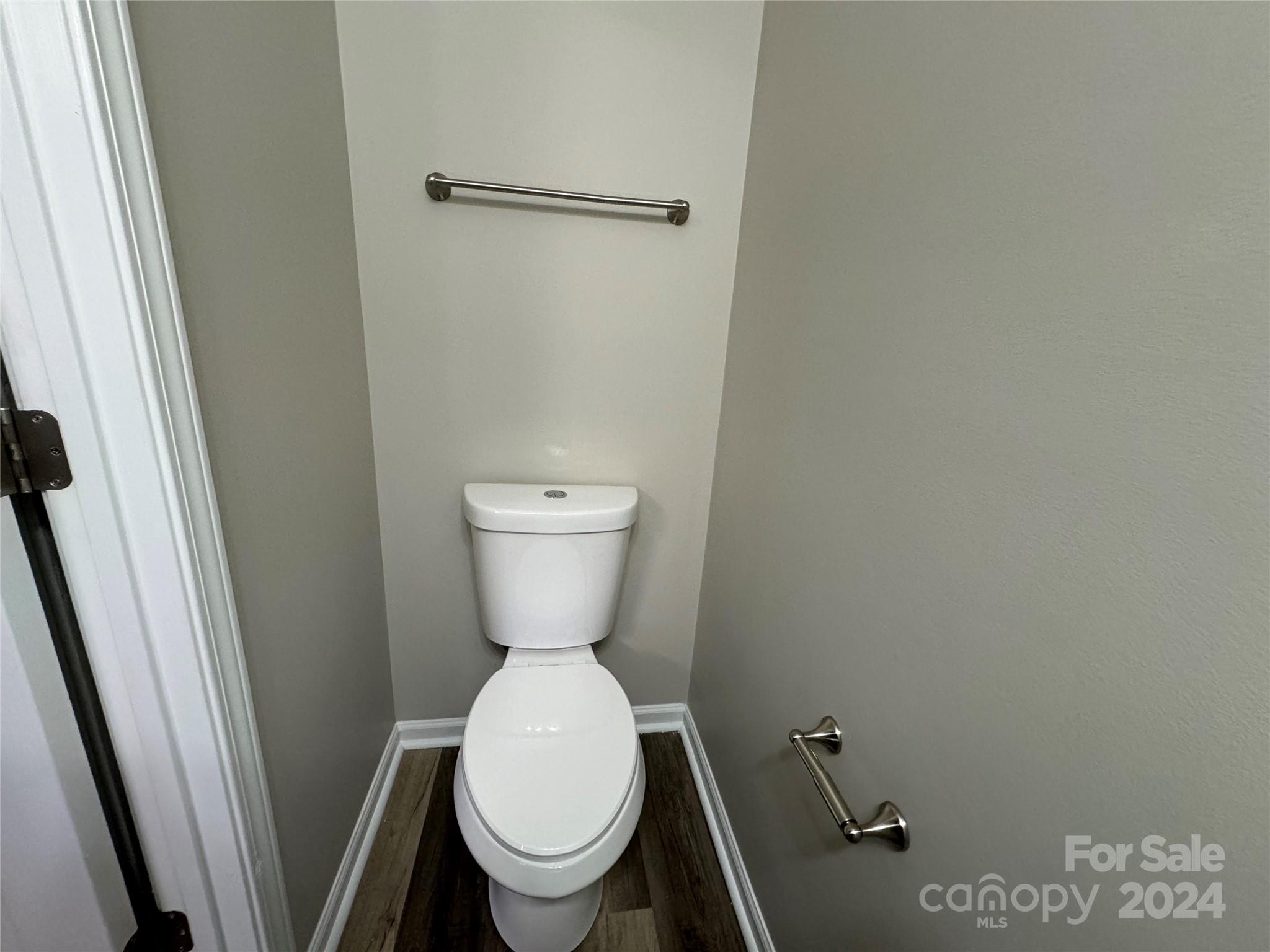 Oakdale Village - Residential