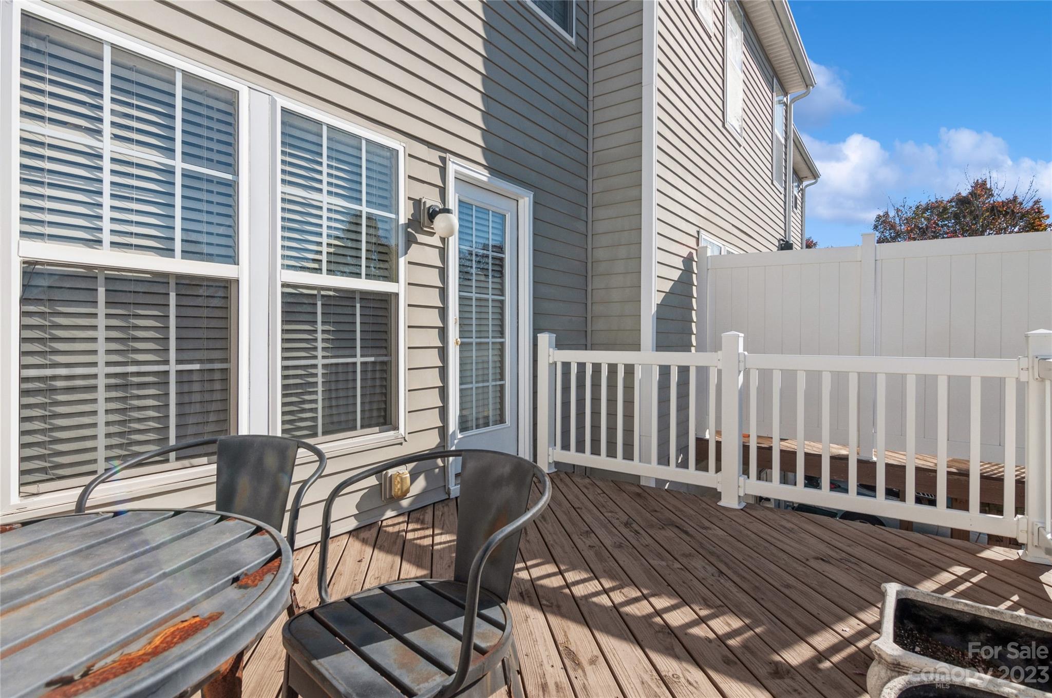 Kingsley - Residential