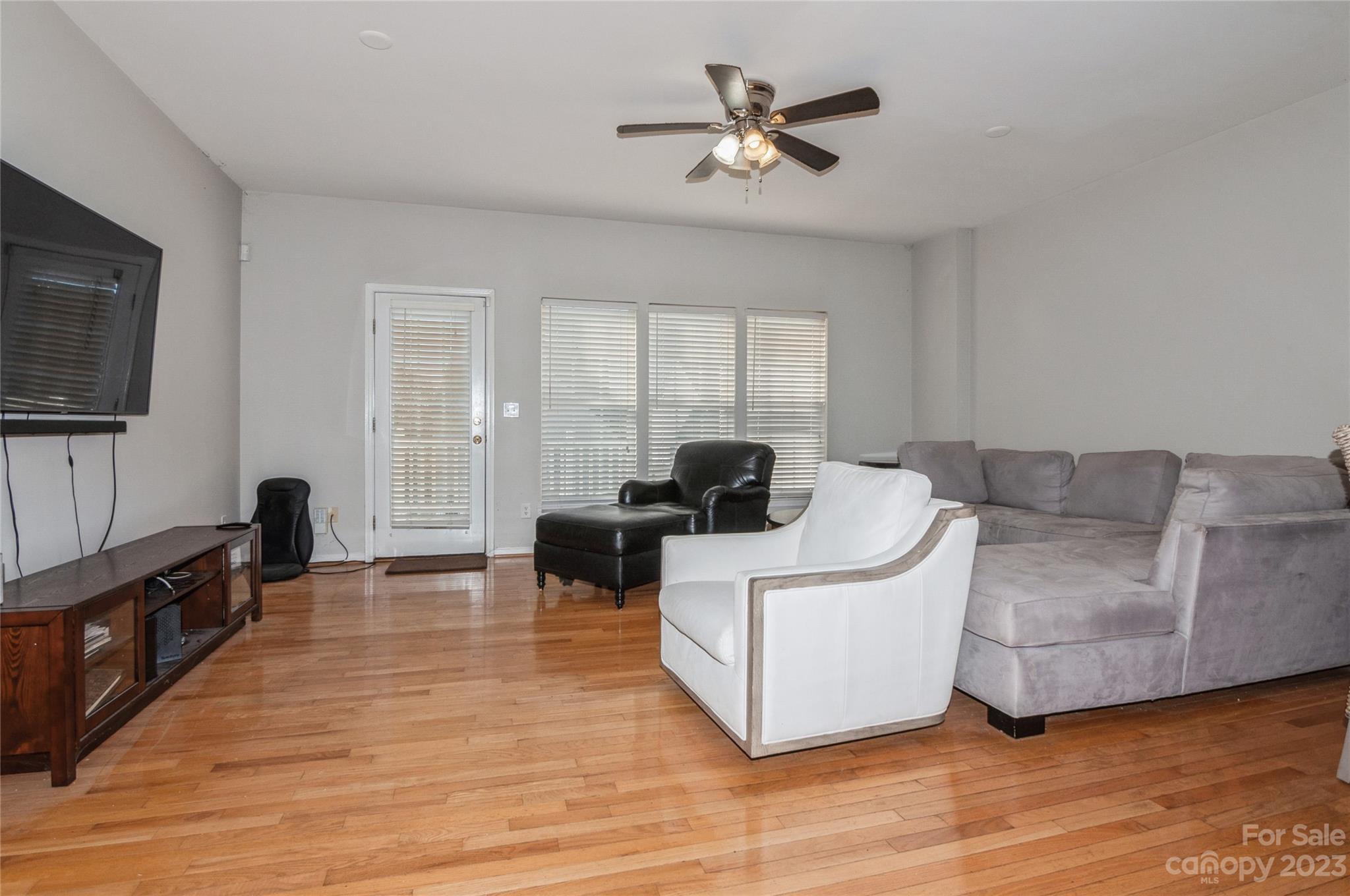 Kingsley - Residential