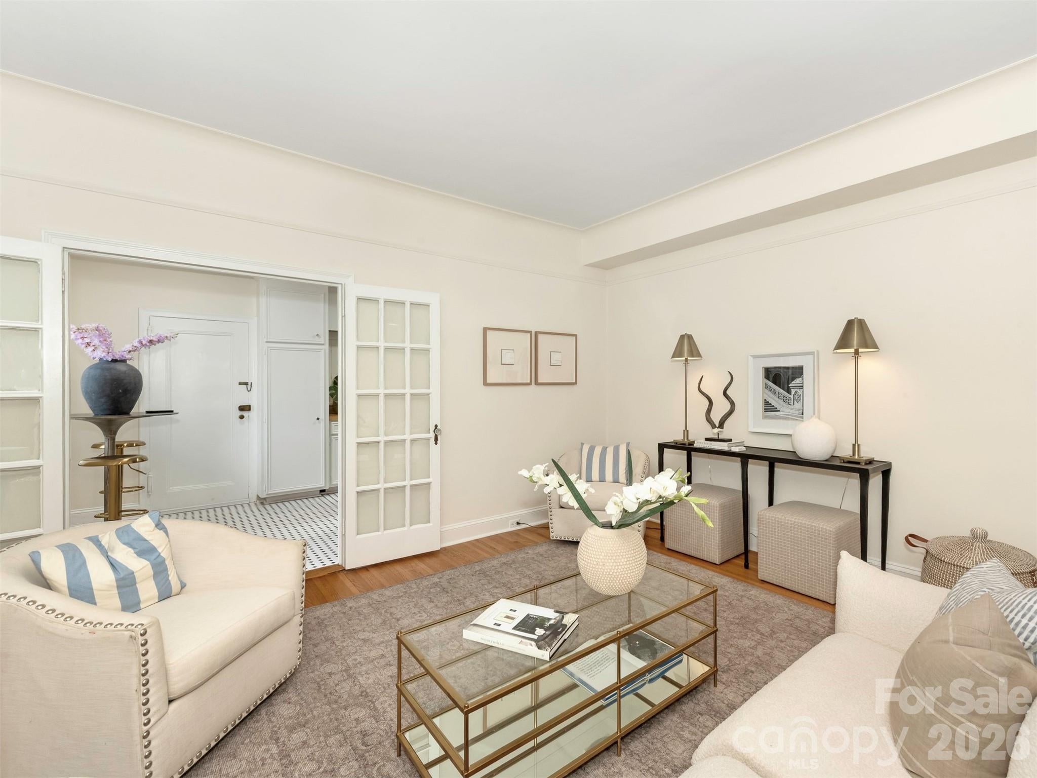 301 W 10th Street 107