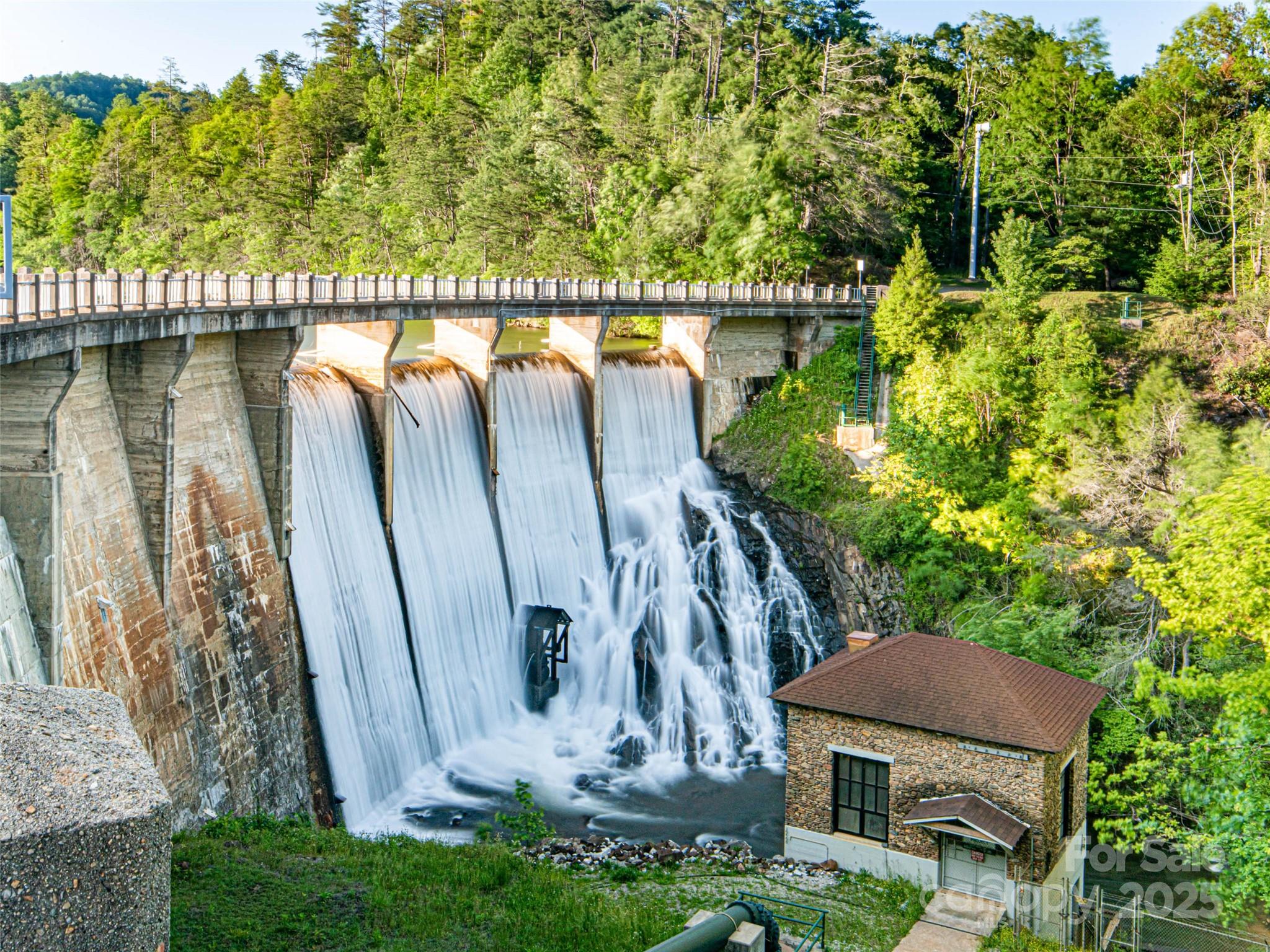 Lake Tahoma - Residential