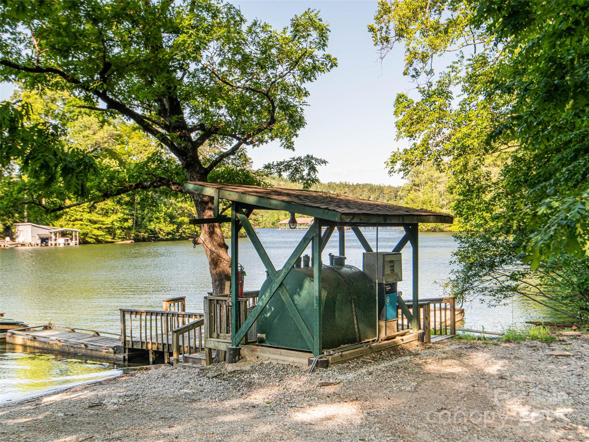 Lake Tahoma - Residential