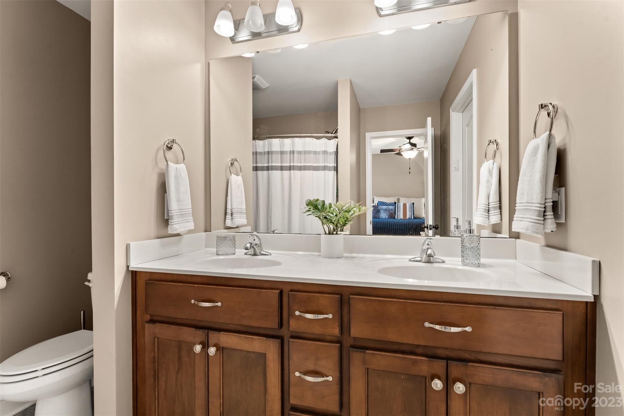 Thornbury Village - Residential