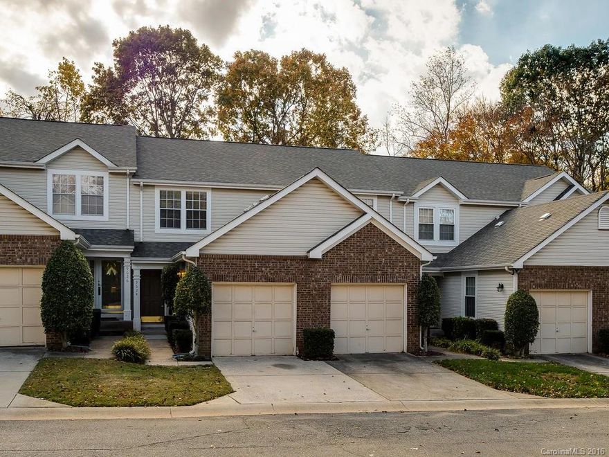 Beautifully updated 3 bedroom townhouse!  Top-of-the-line stainless steel appliances, new lighting, new paint throughout.  This is a must see--won't last long!  Showings to begin Saturday Nov 19th after 1pm.