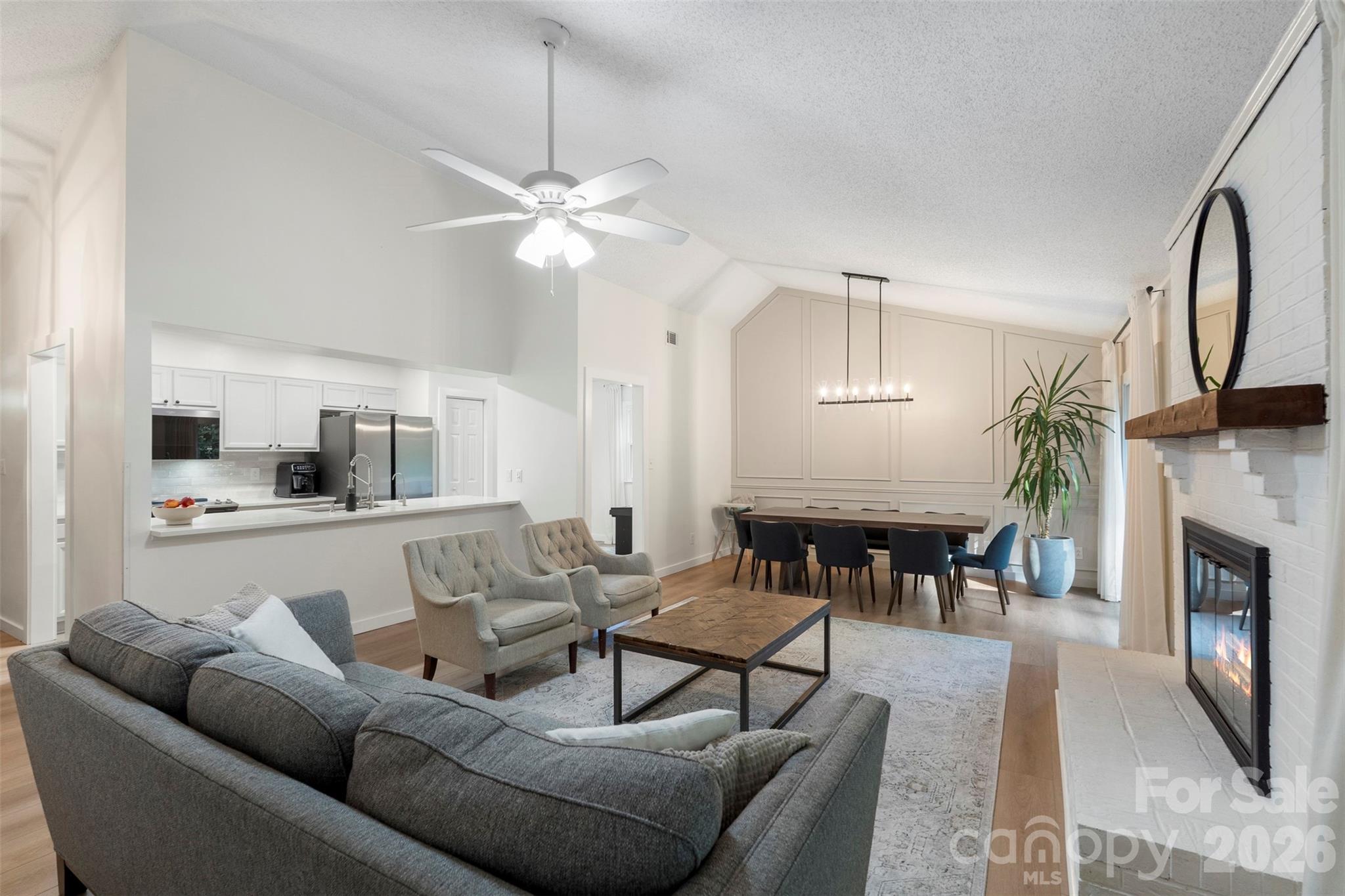 Mcalpine Woods - Residential