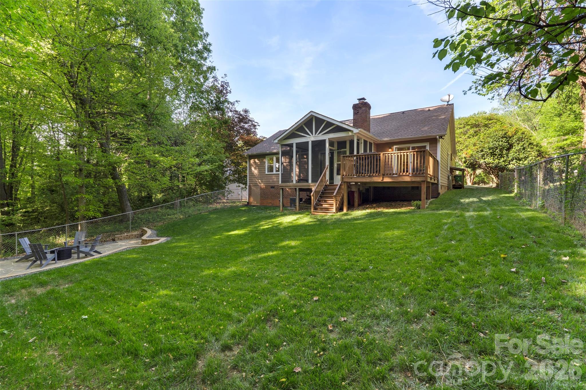 Mcalpine Woods - Residential