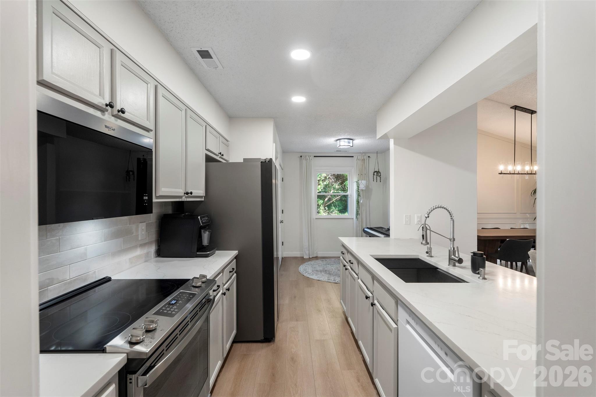 Mcalpine Woods - Residential