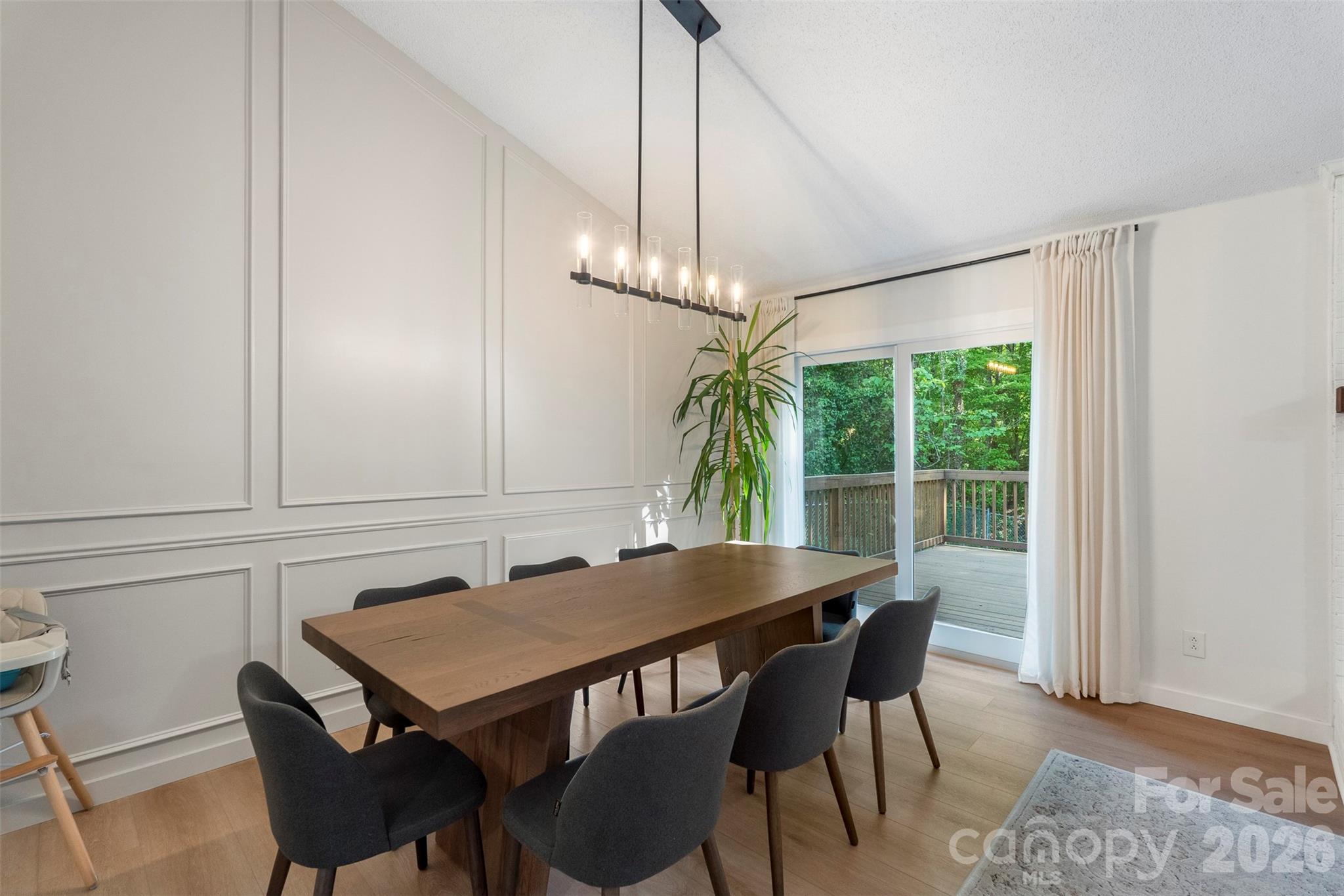 Mcalpine Woods - Residential