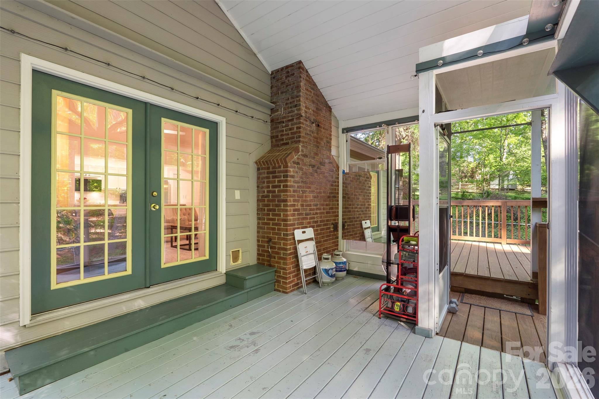 Mcalpine Woods - Residential