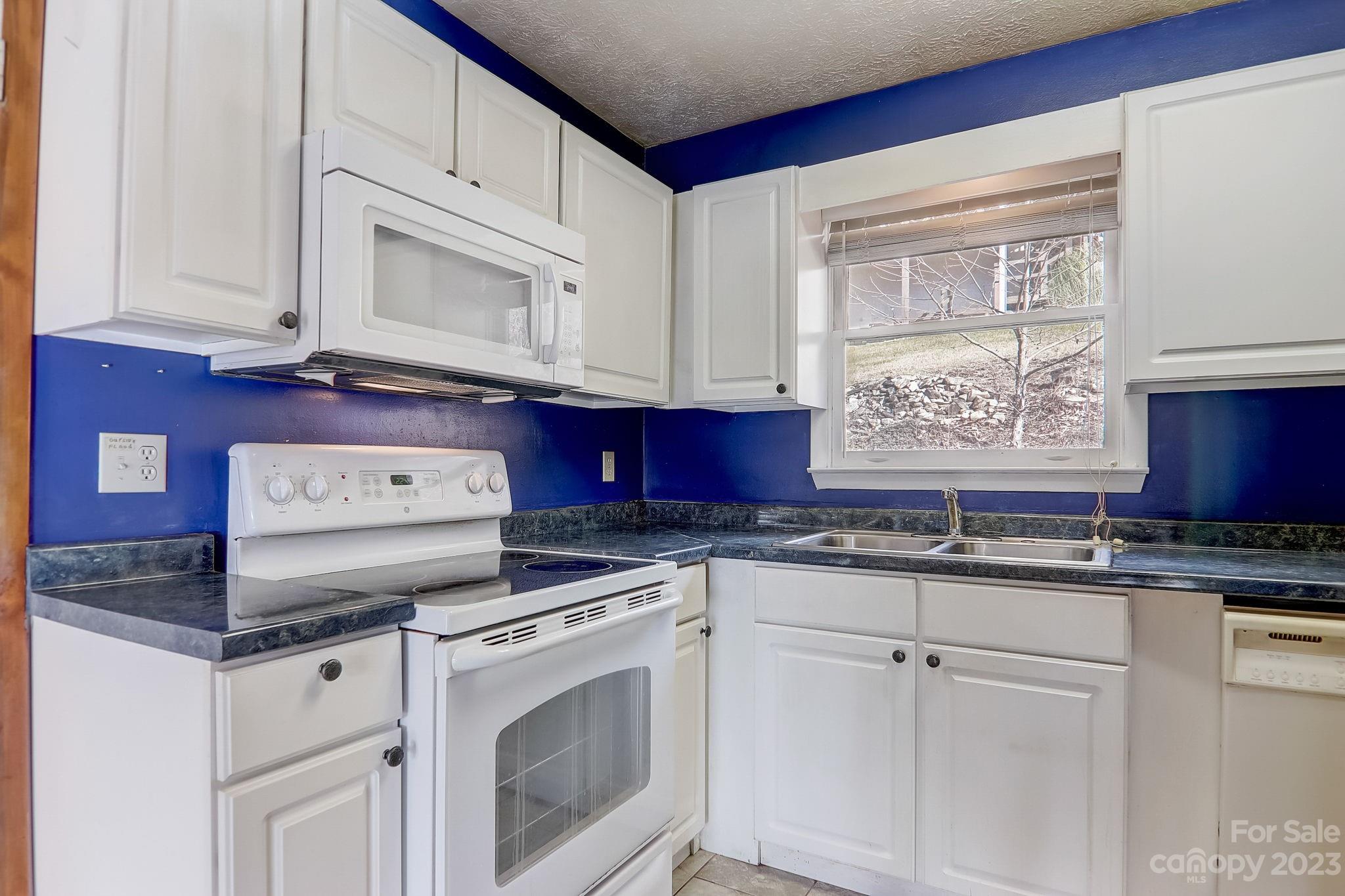 The Knolls - Residential