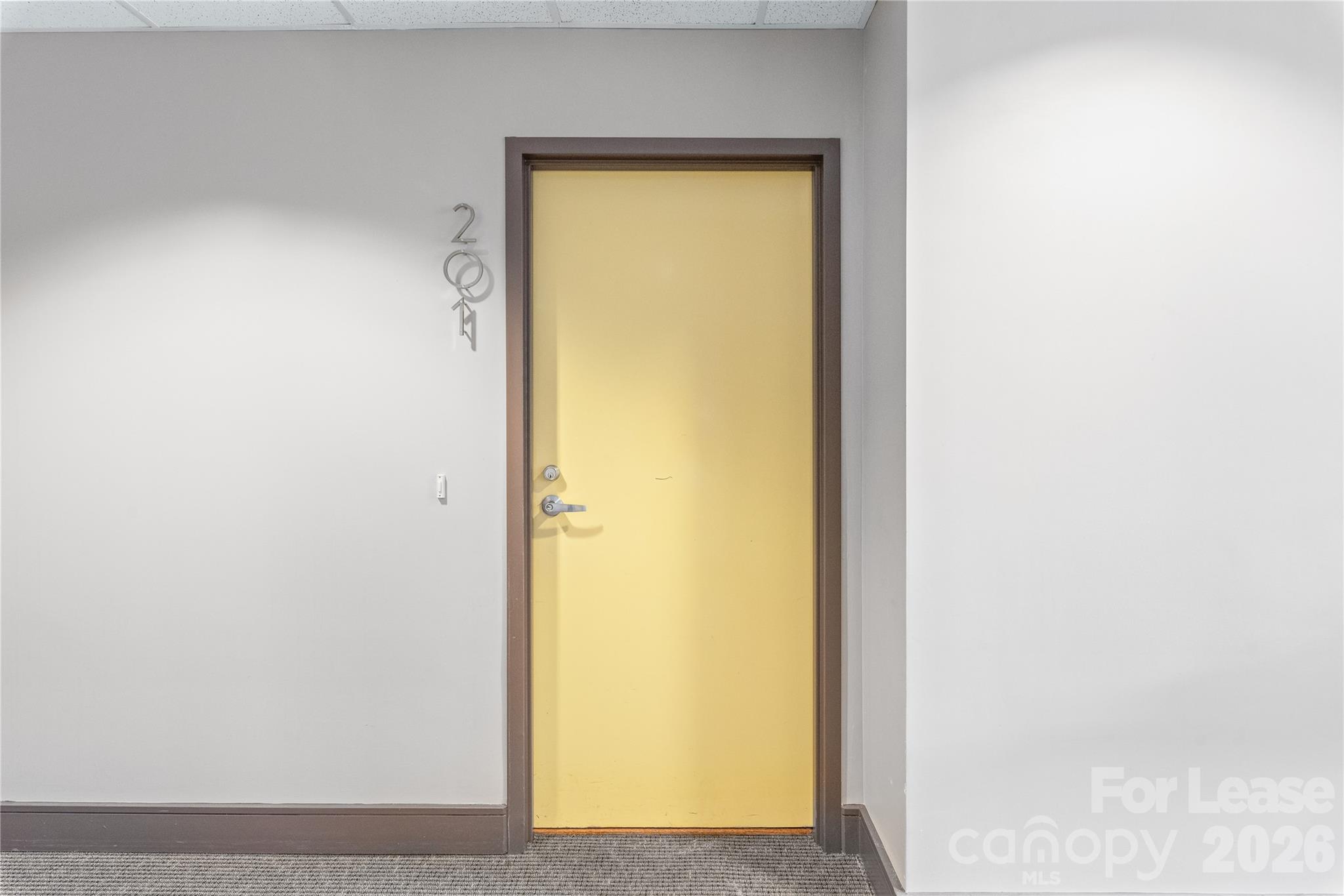 2200 Lyndhurst Avenue 201