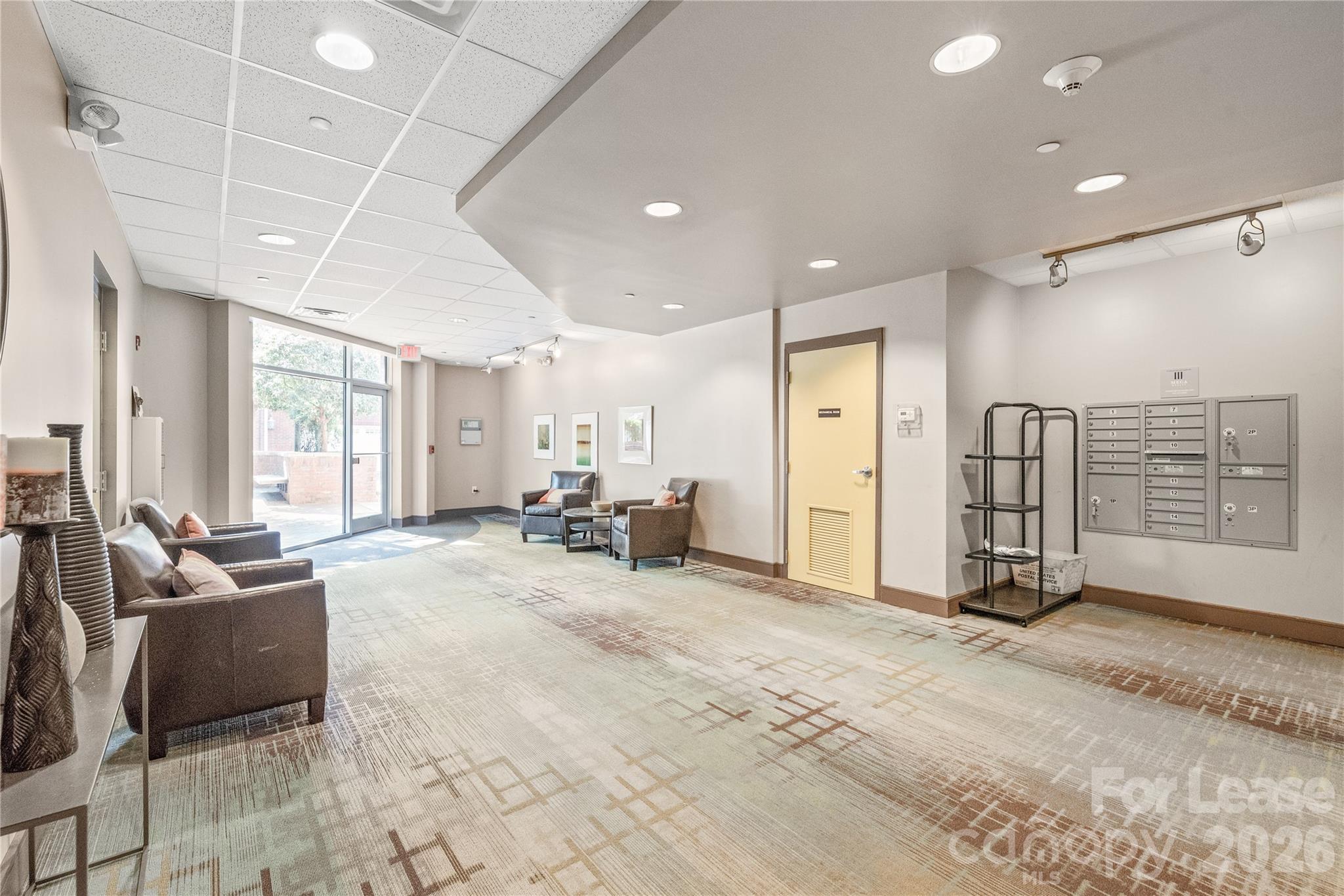 2200 Lyndhurst Avenue 201