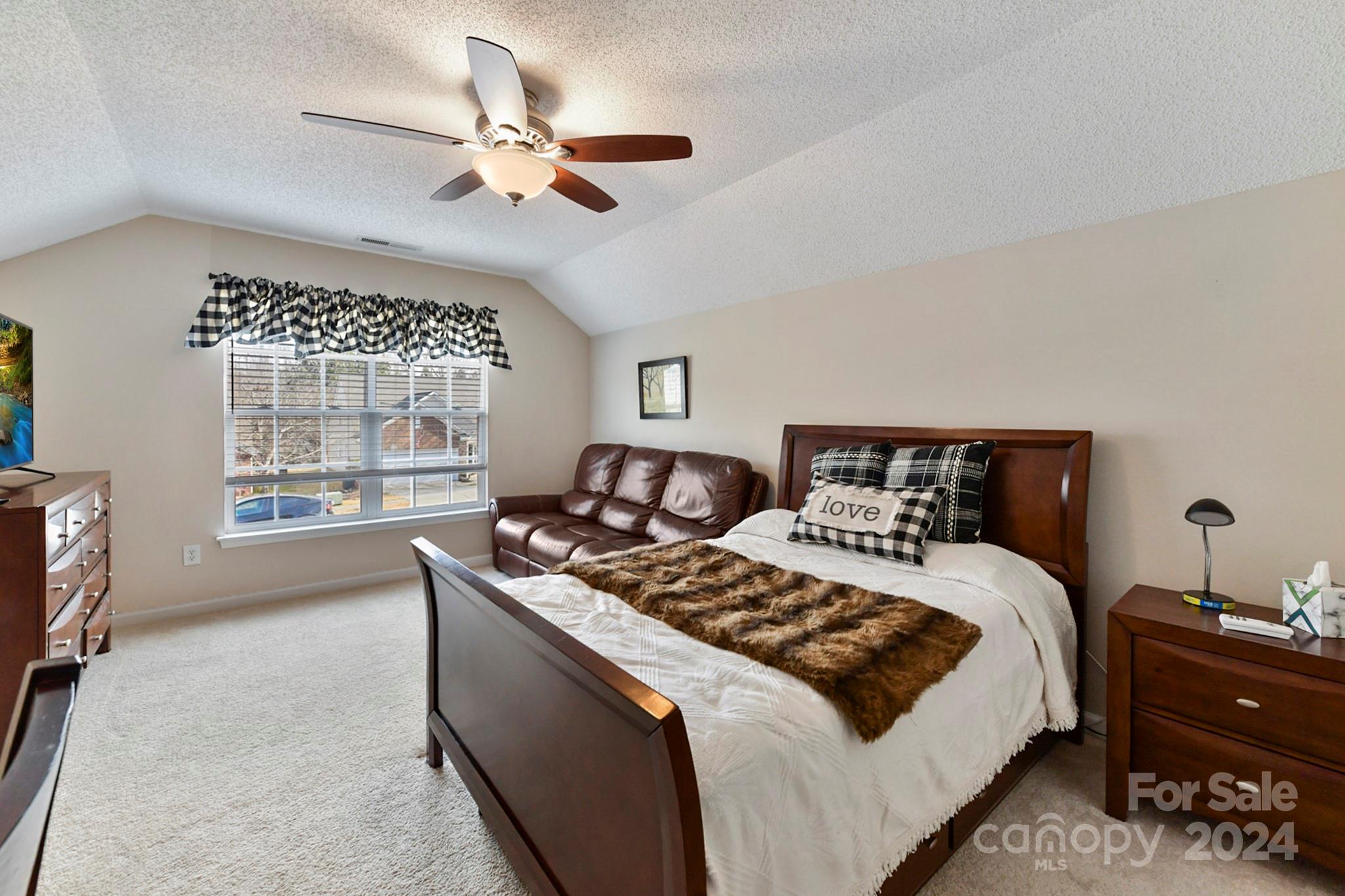 Amber Woods - Residential