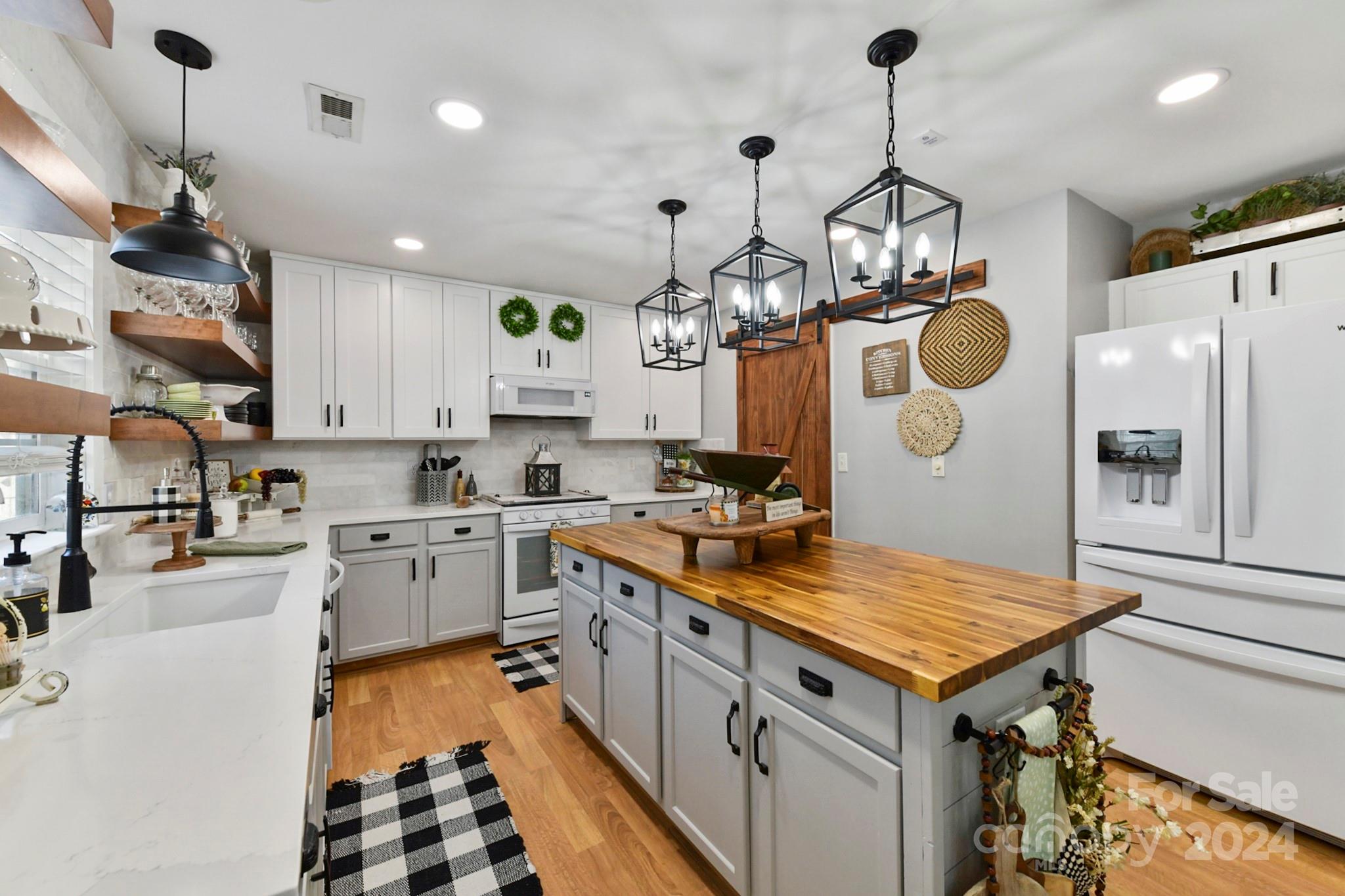 Amber Woods - Residential