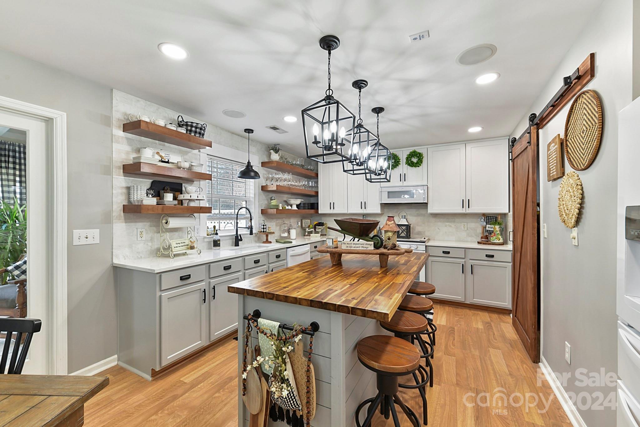 Amber Woods - Residential