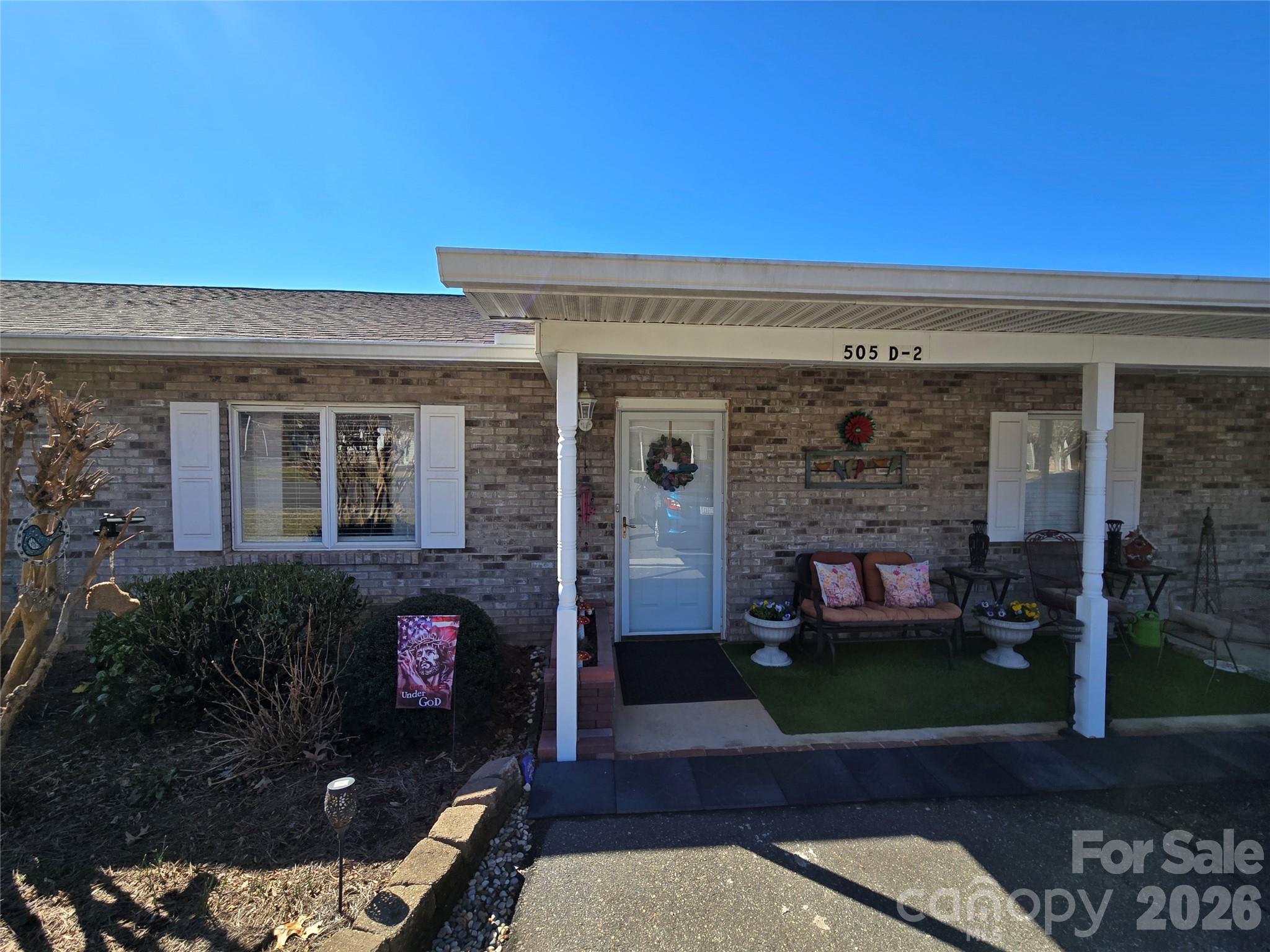 Conover Manor - Residential