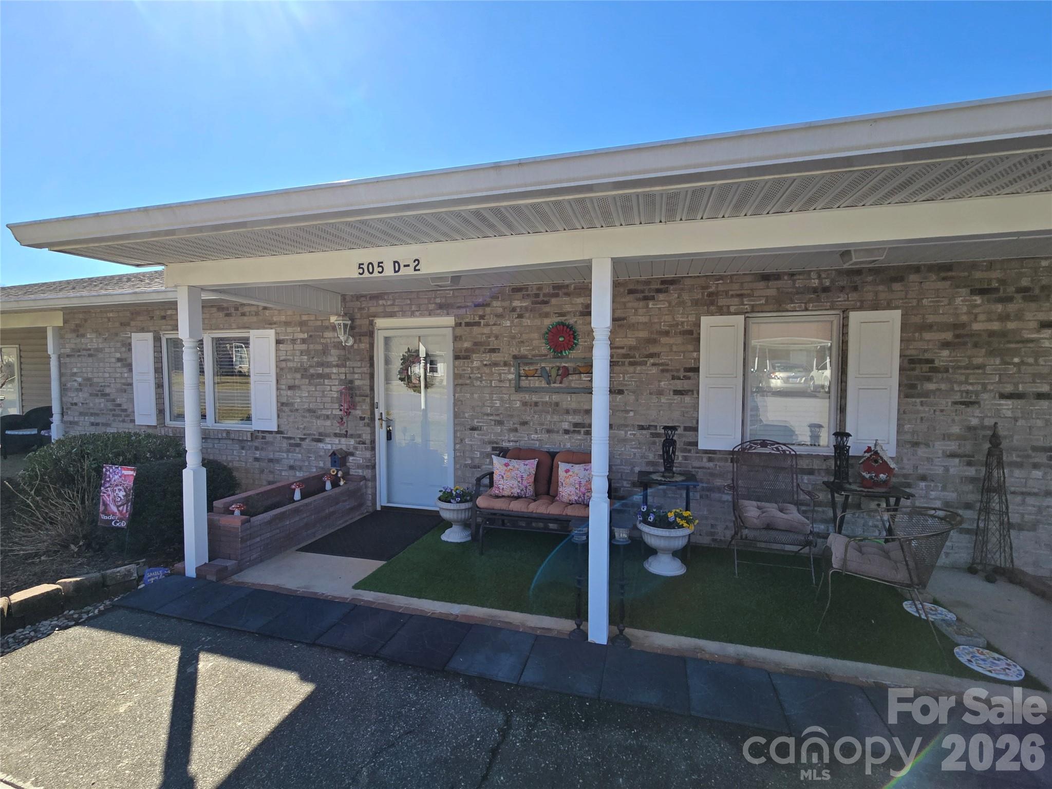 Conover Manor - Residential