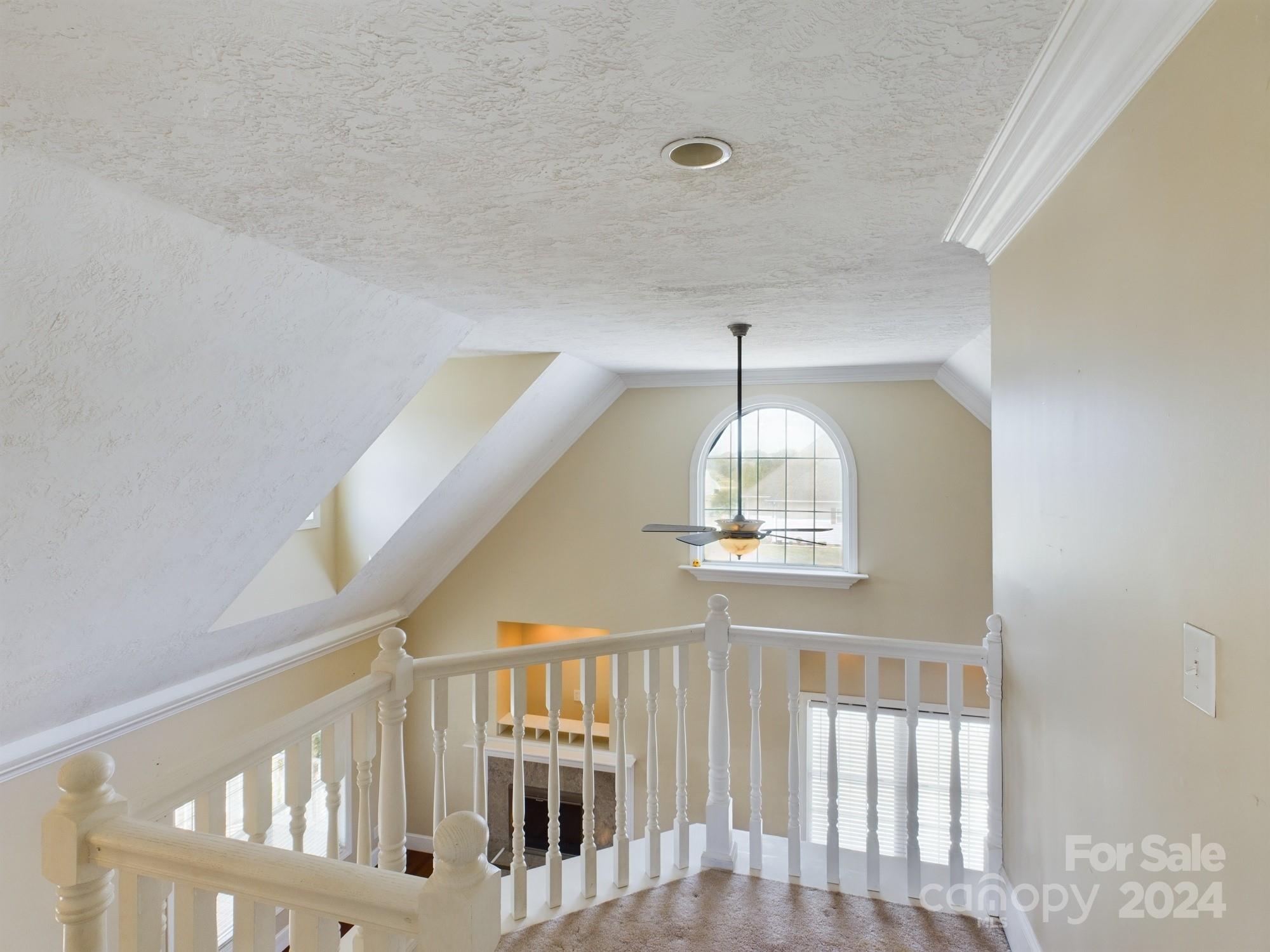 Crest View - Residential