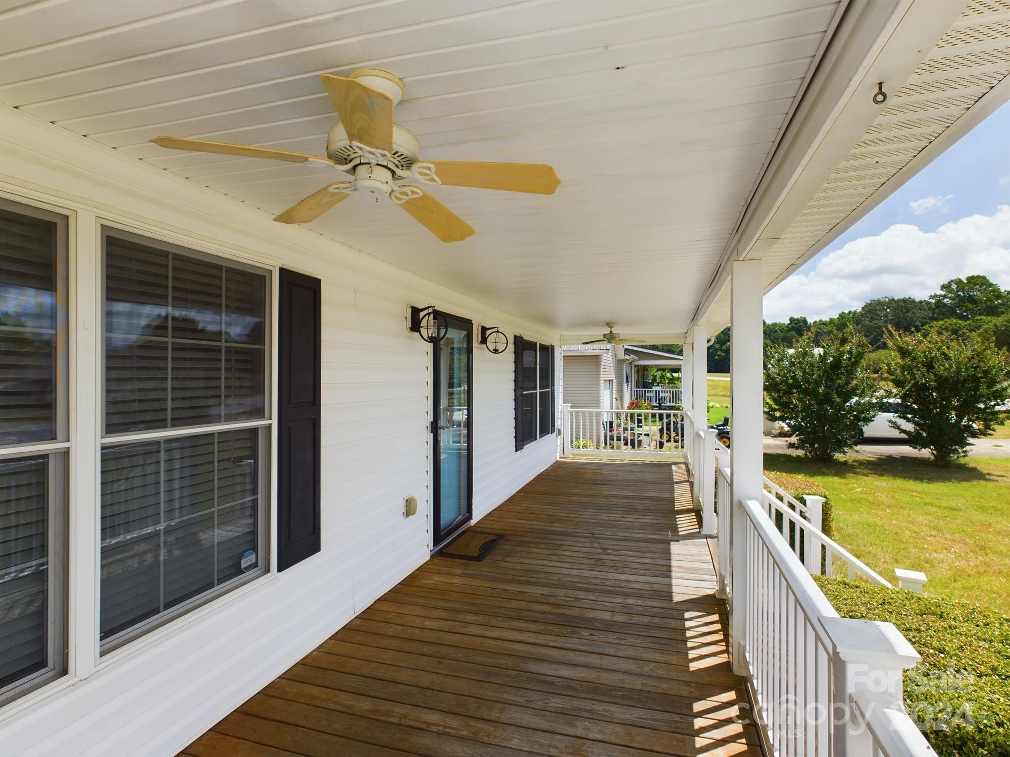 Crest View - Residential