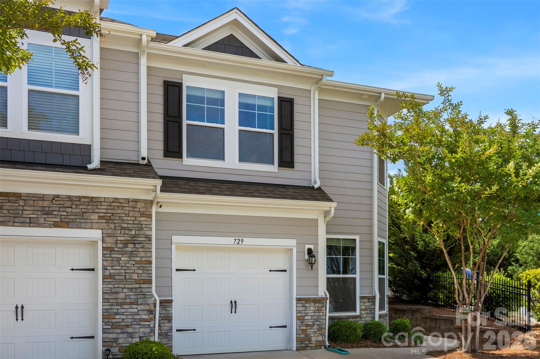 729 Little Bluestem Drive