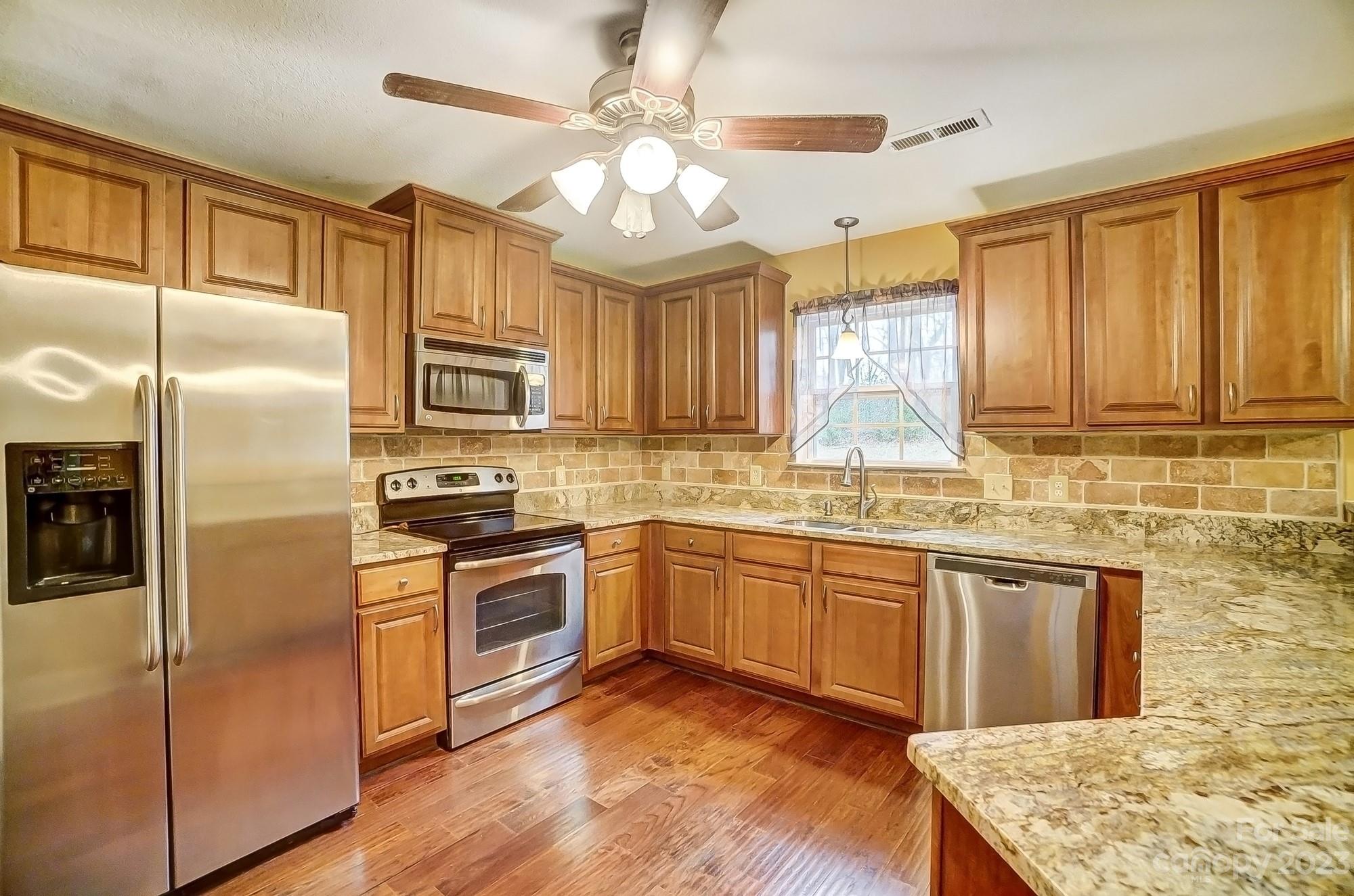 The Creeks Edge - Residential