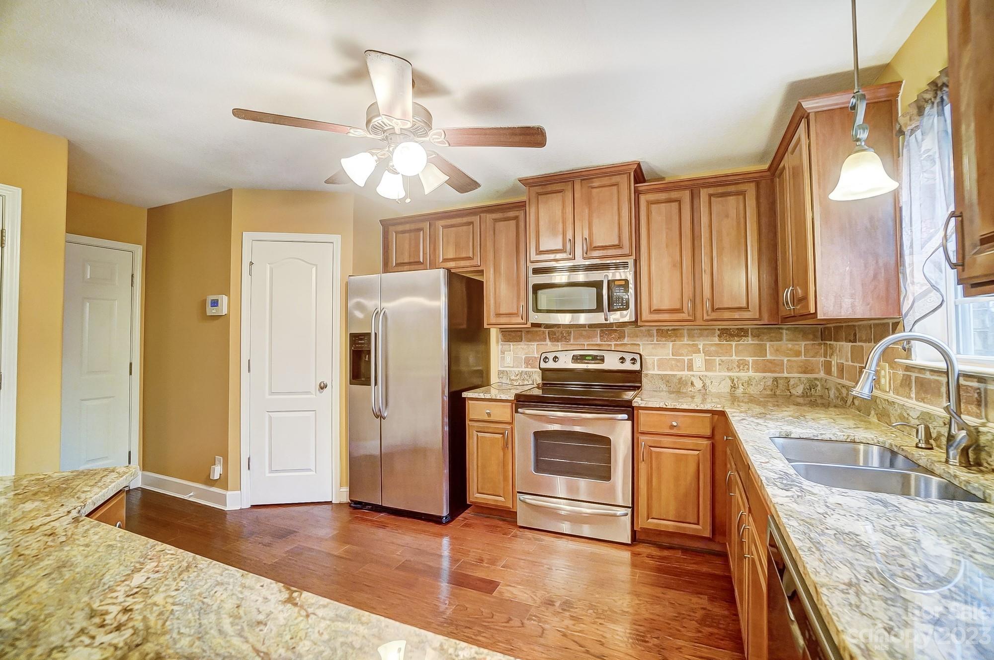 The Creeks Edge - Residential