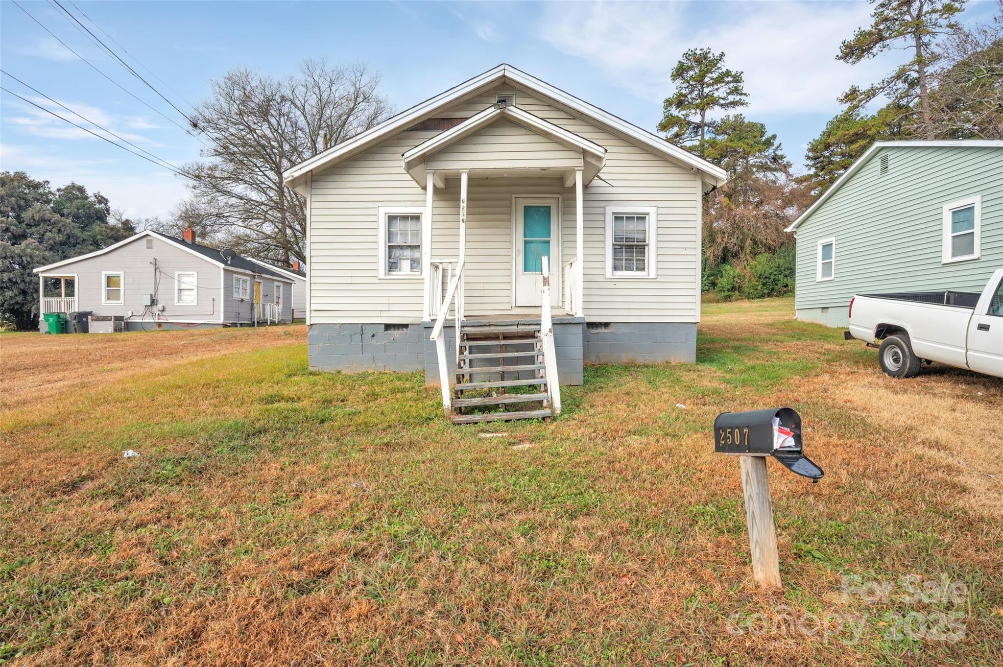 2507 Eddington Street