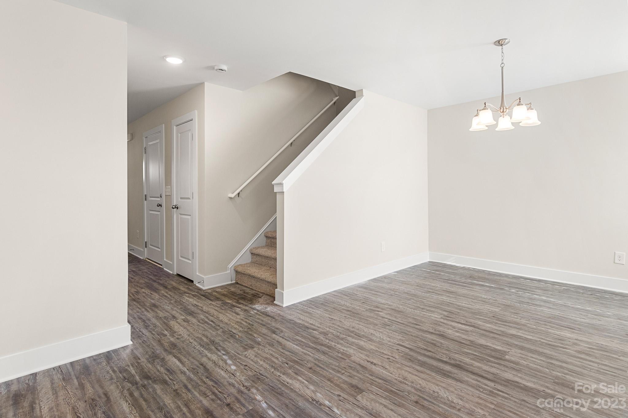 Coolwater Court - Residential