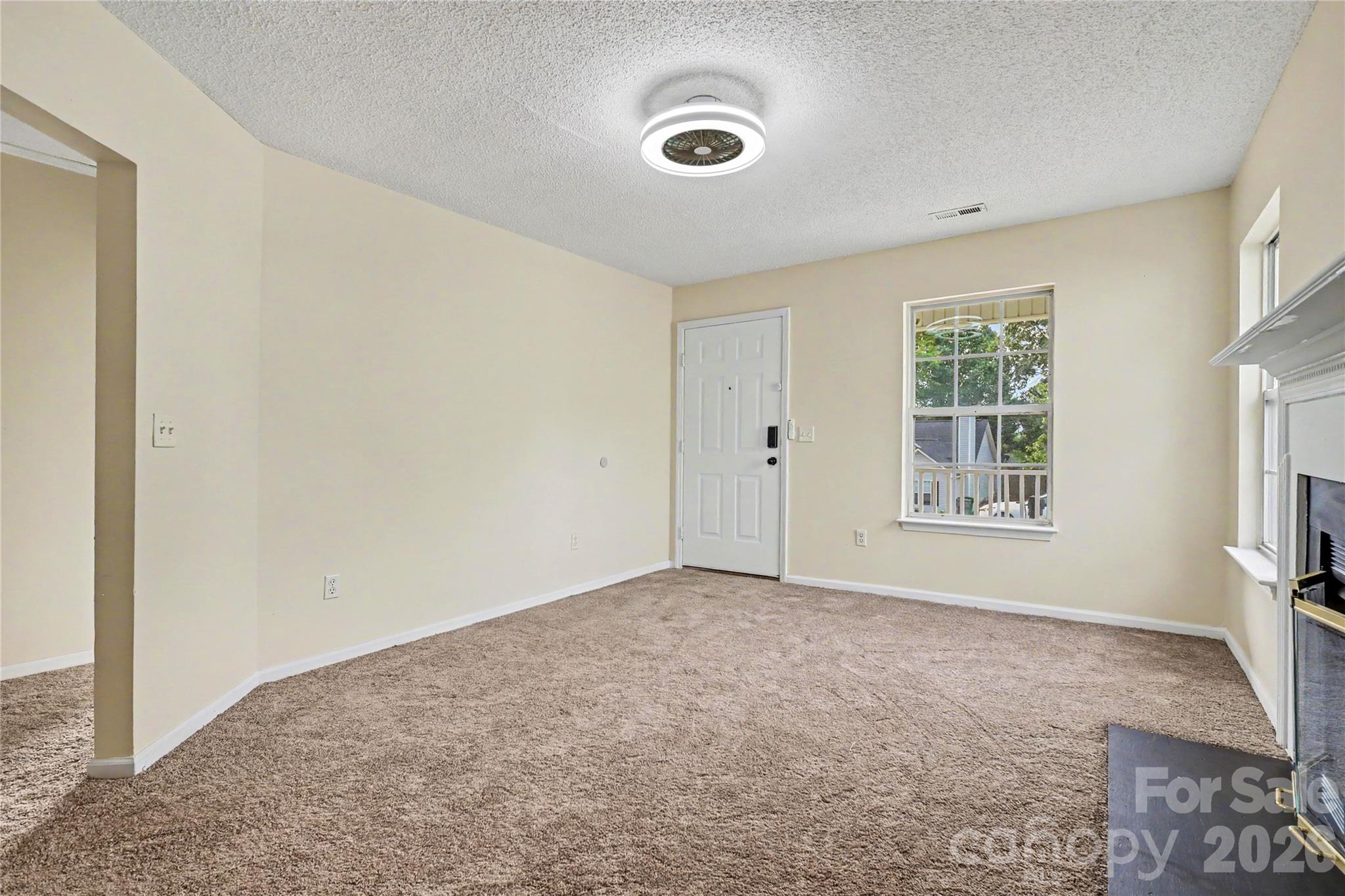 1611 Dendy Lane