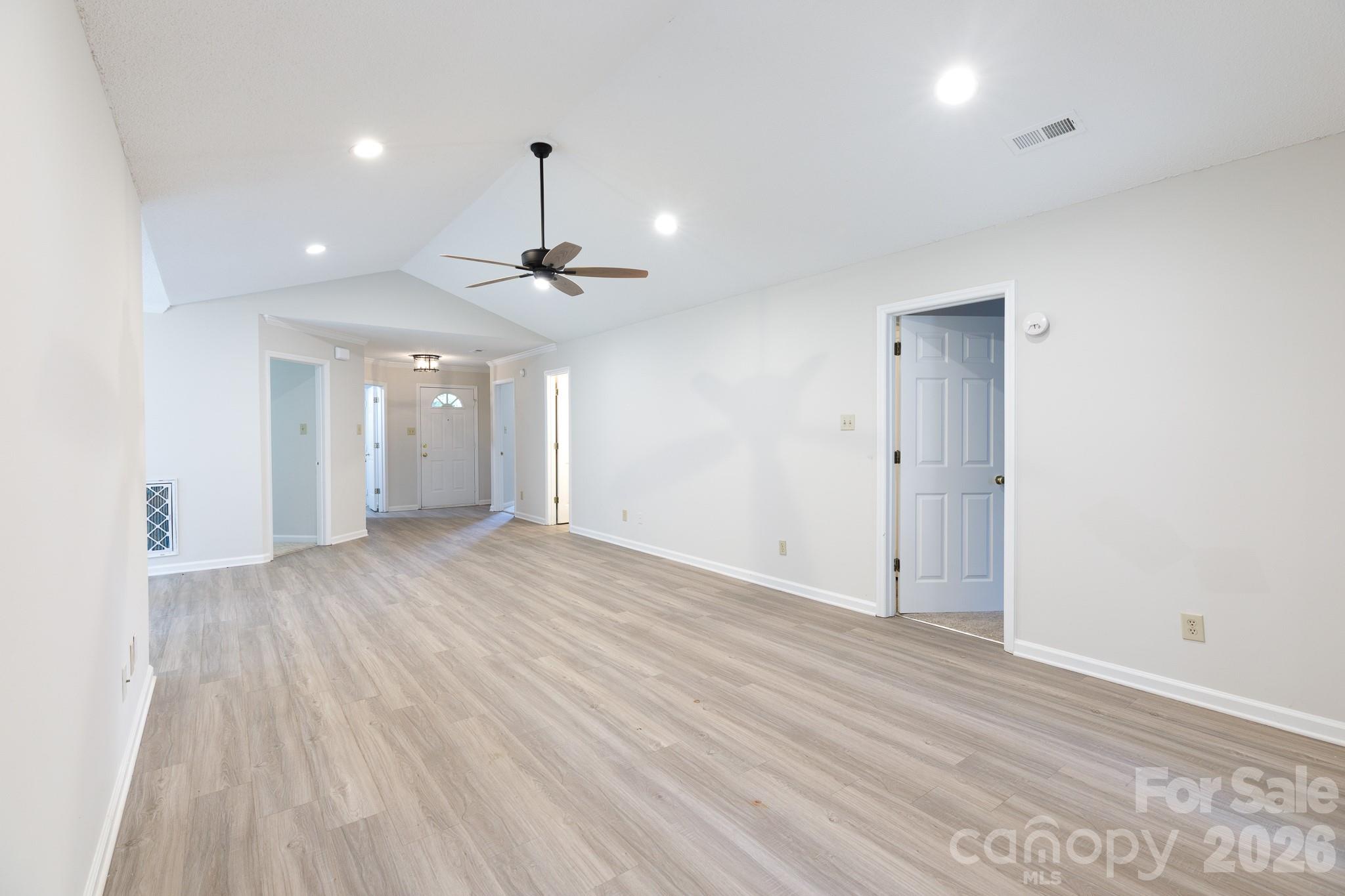 1108 Ebinport Road