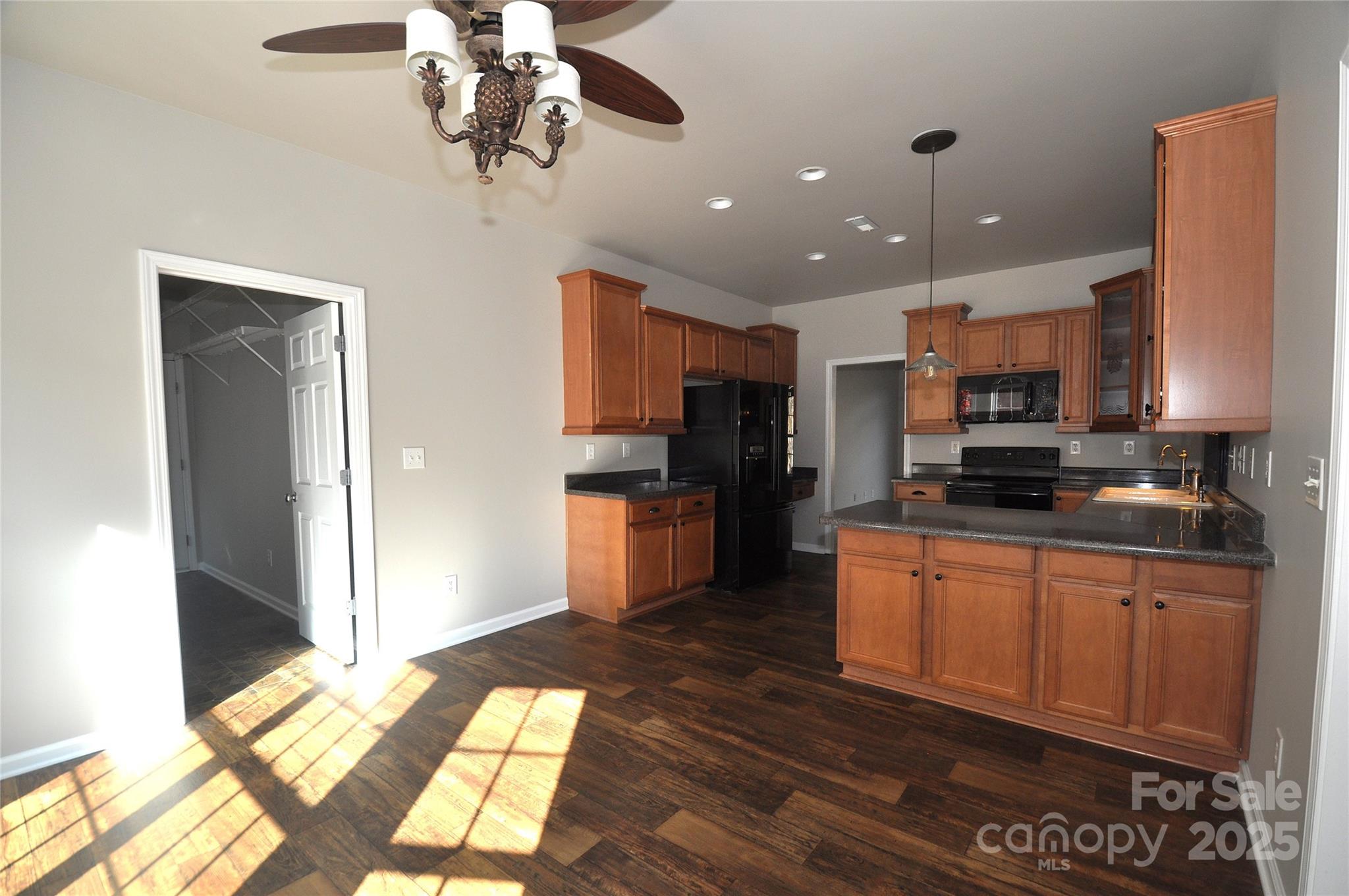 The Summit - Residential