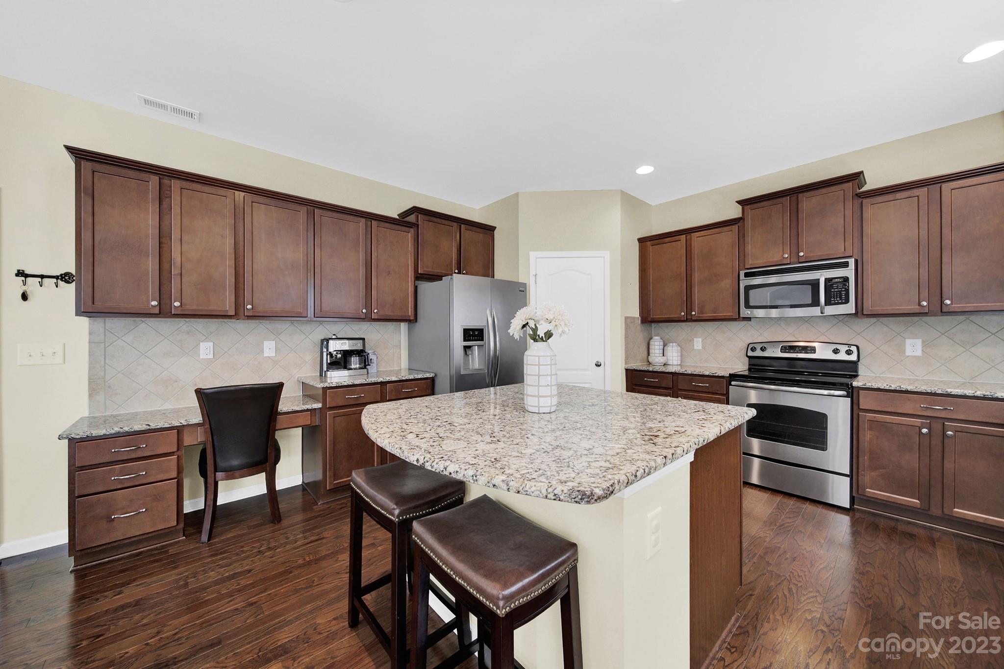 Stowe Pointe - Residential