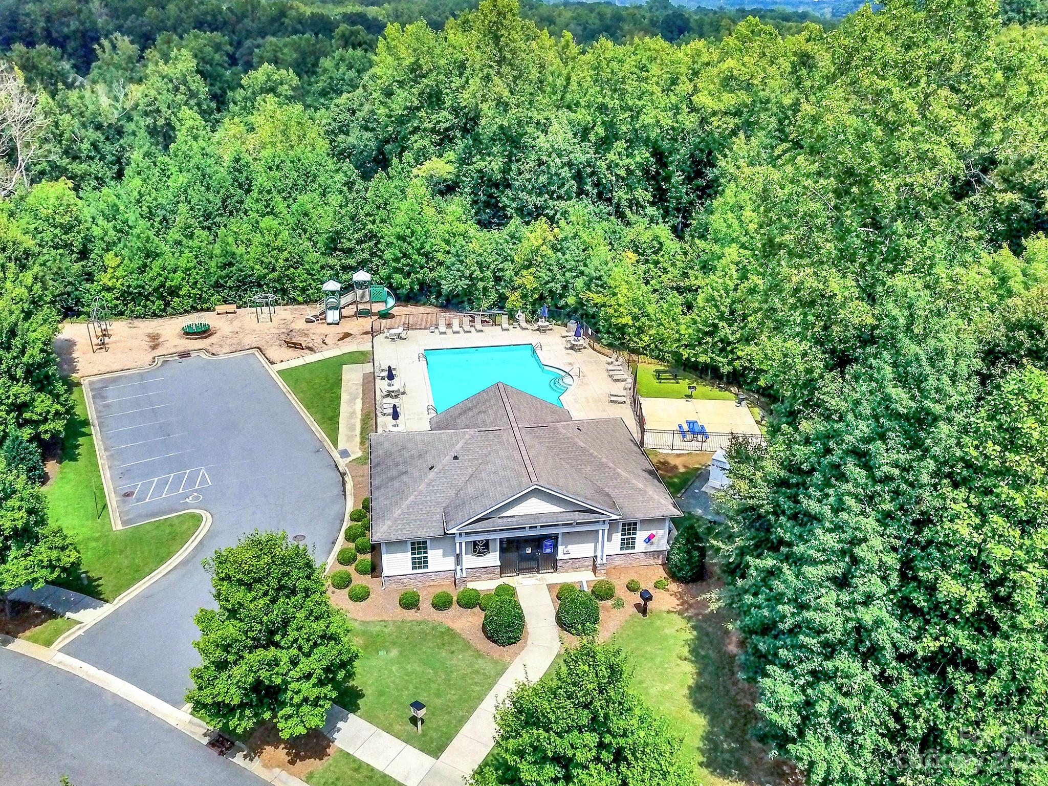 Stowe Pointe - Residential