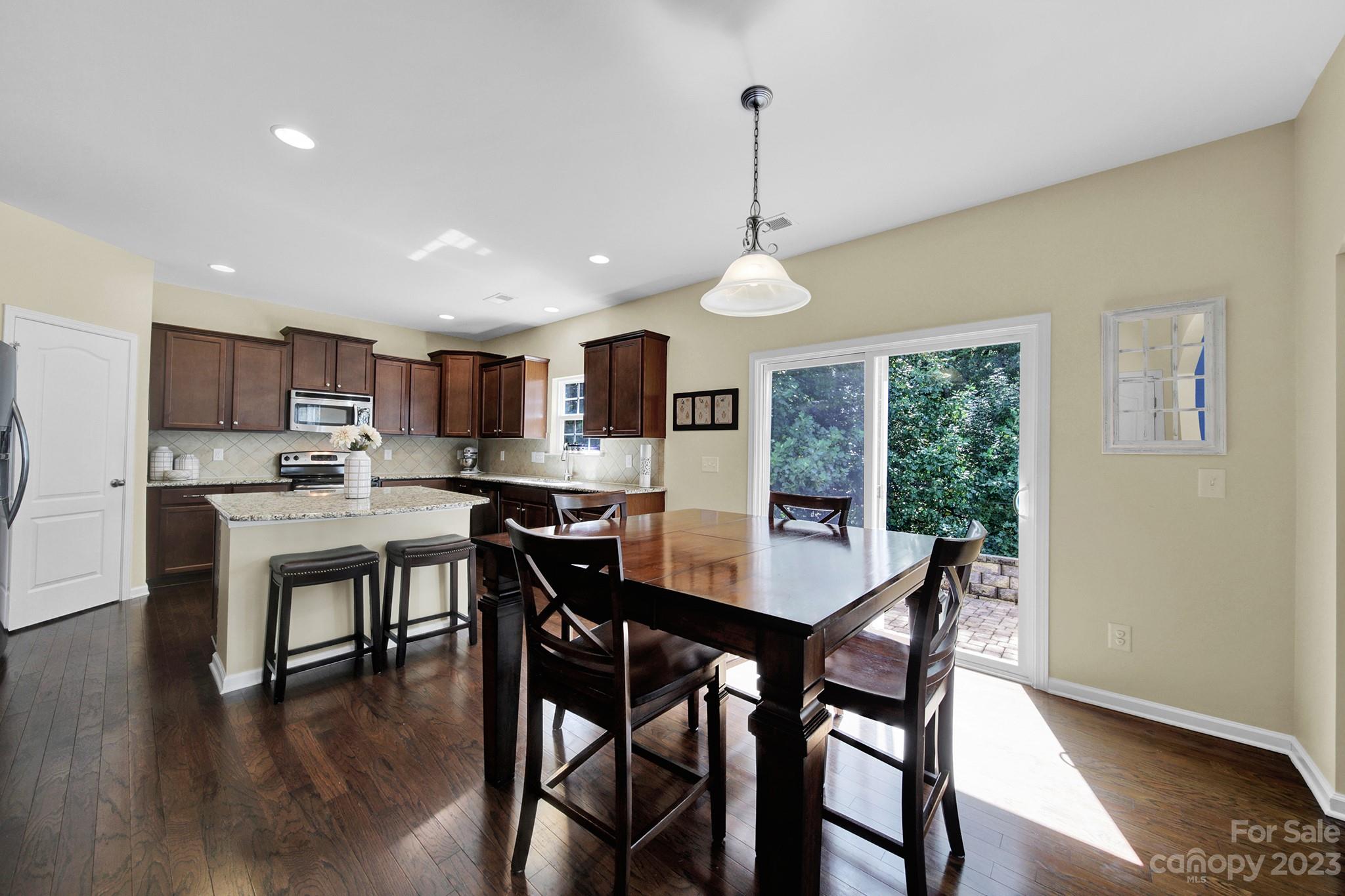 Stowe Pointe - Residential