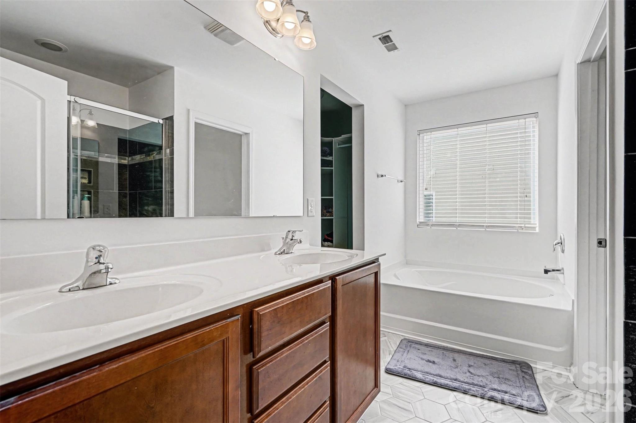 Seven Oaks - Residential