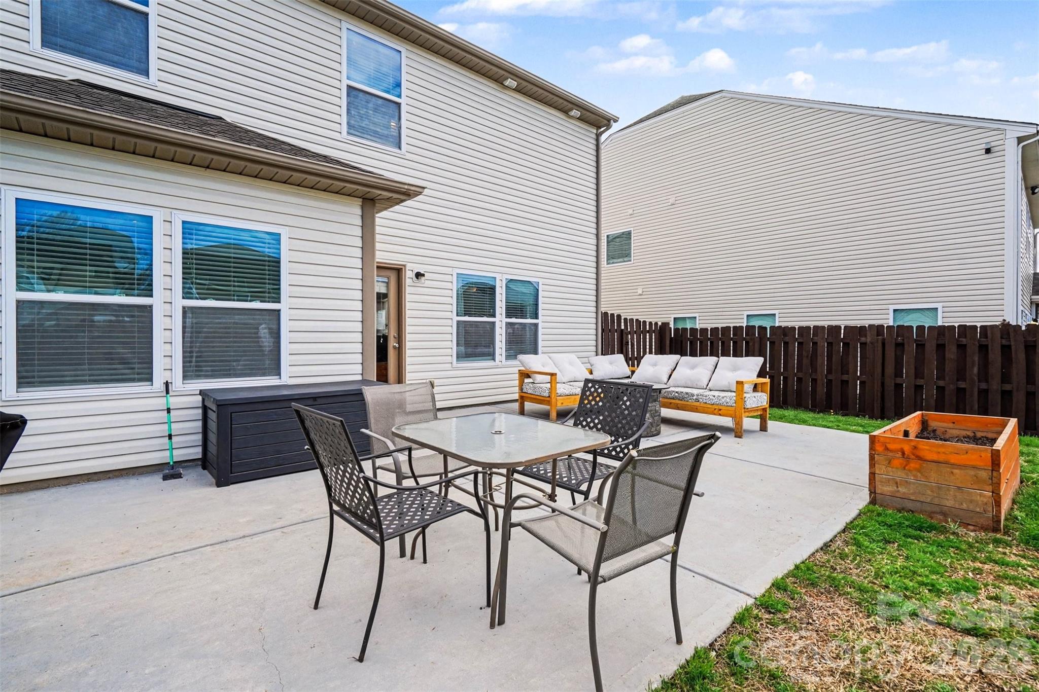 Seven Oaks - Residential