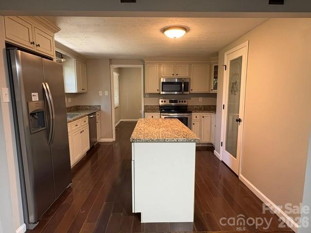 31 Spring Forest Circle