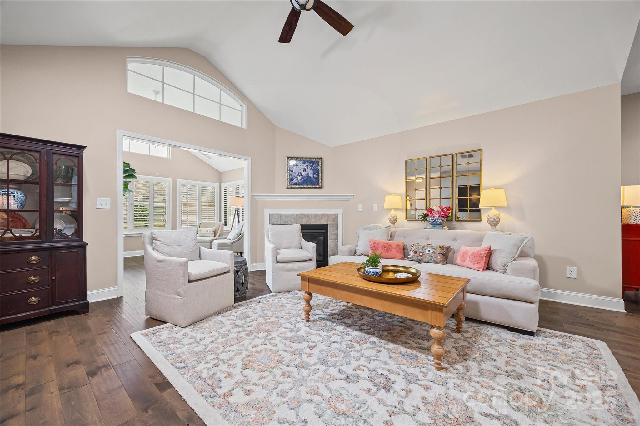 Villas at Robinson Oaks - Residential