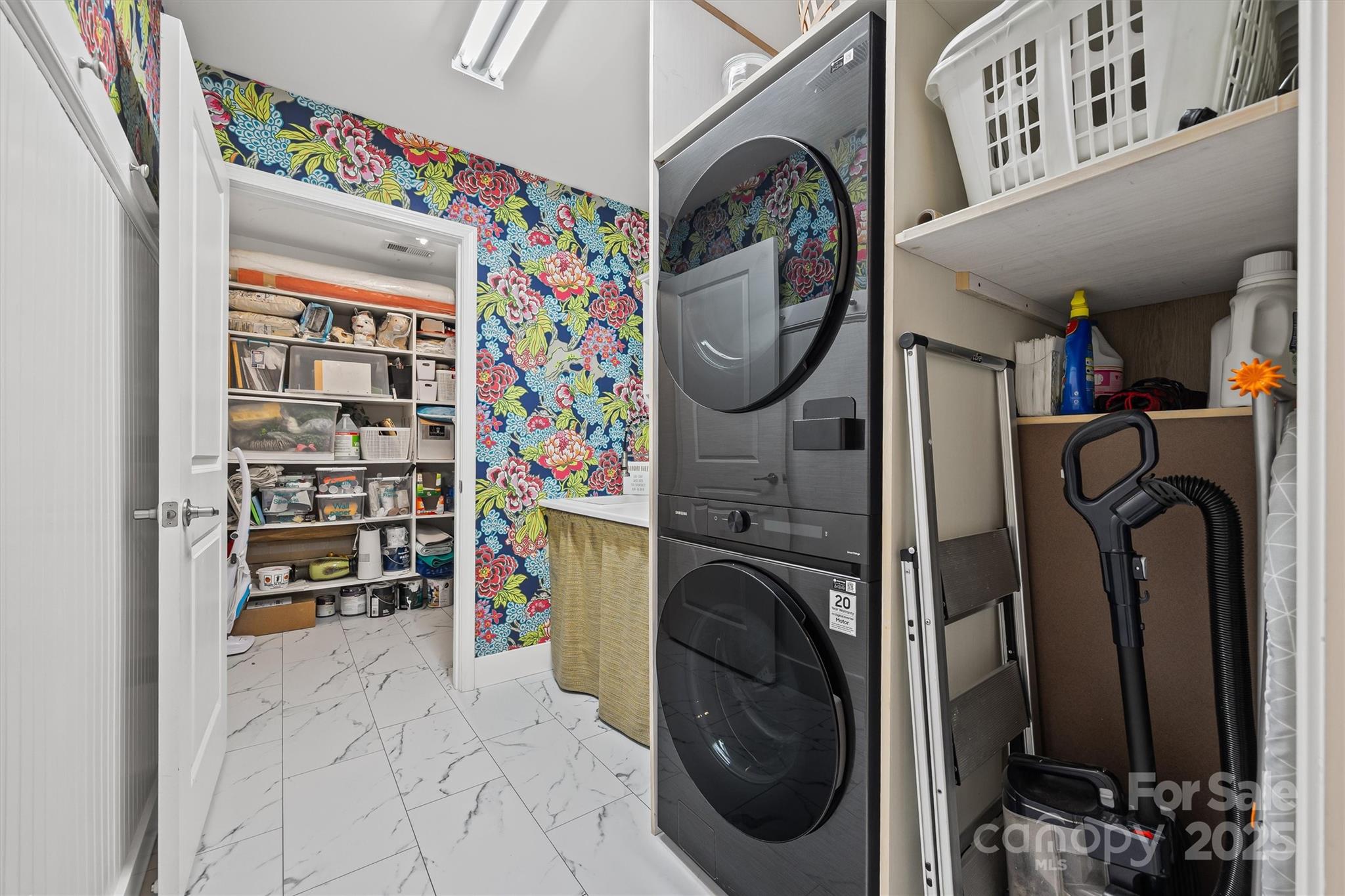 Villas at Robinson Oaks - Residential