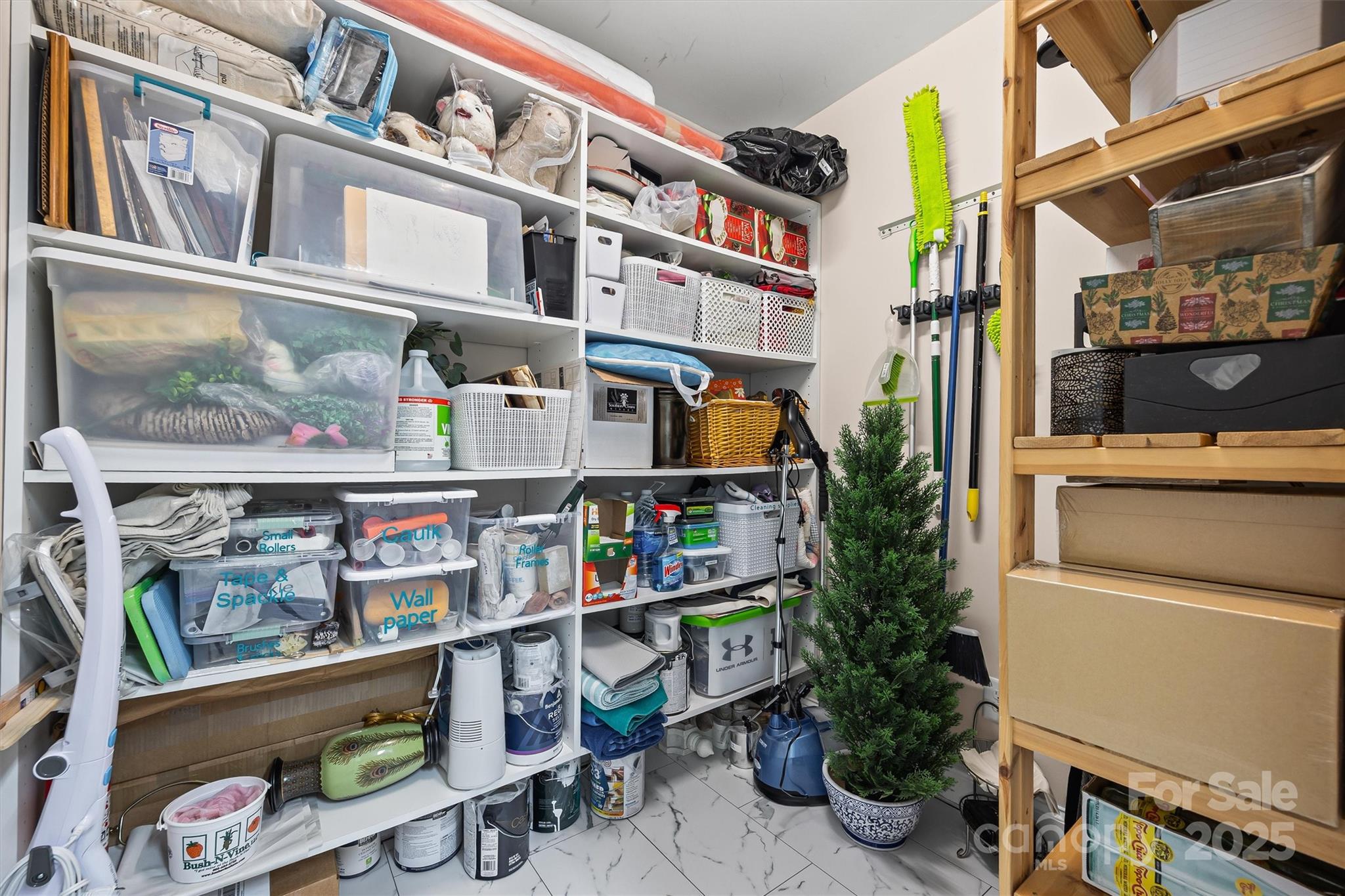 Villas at Robinson Oaks - Residential