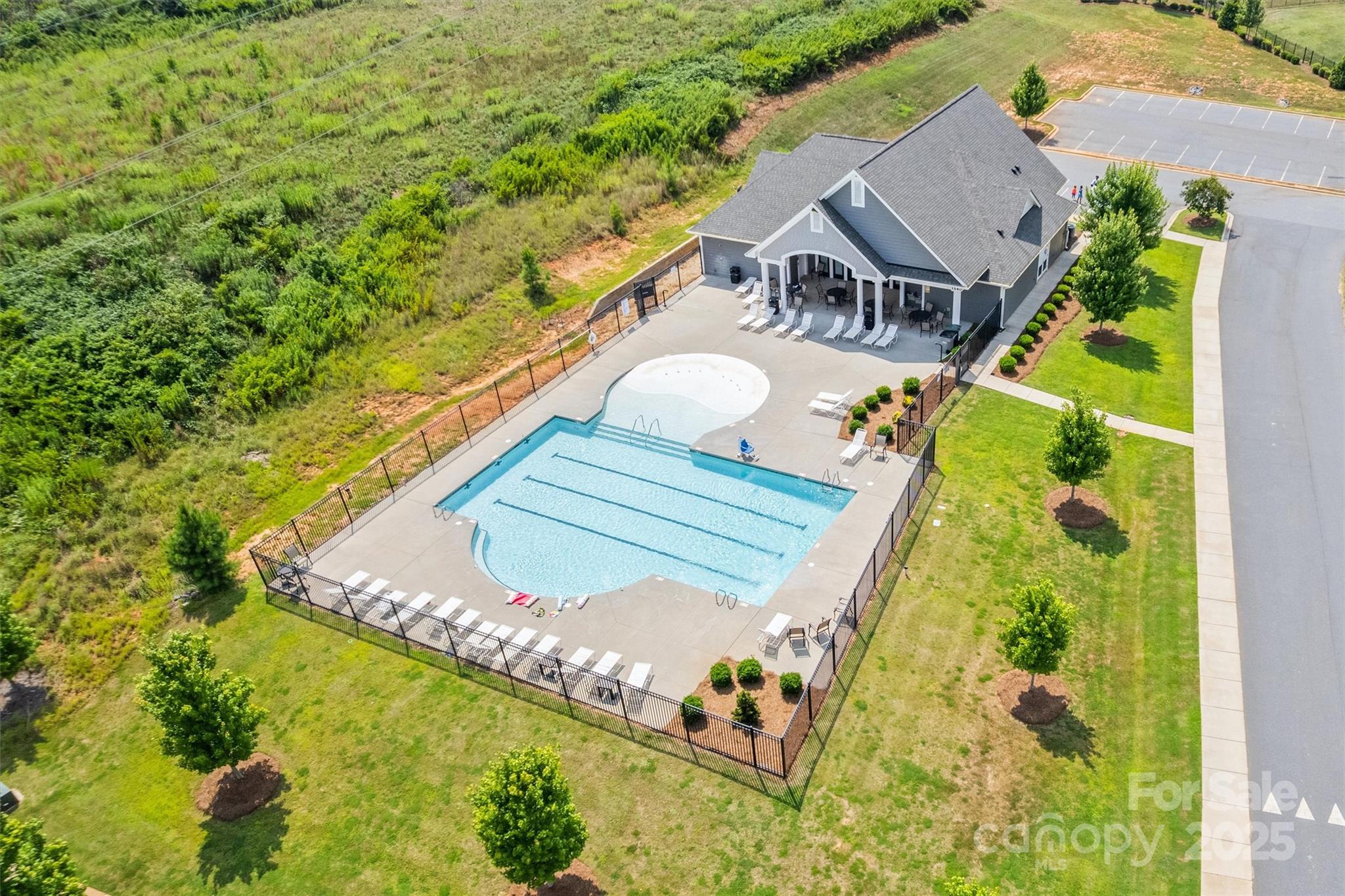 Villas at Robinson Oaks - Residential