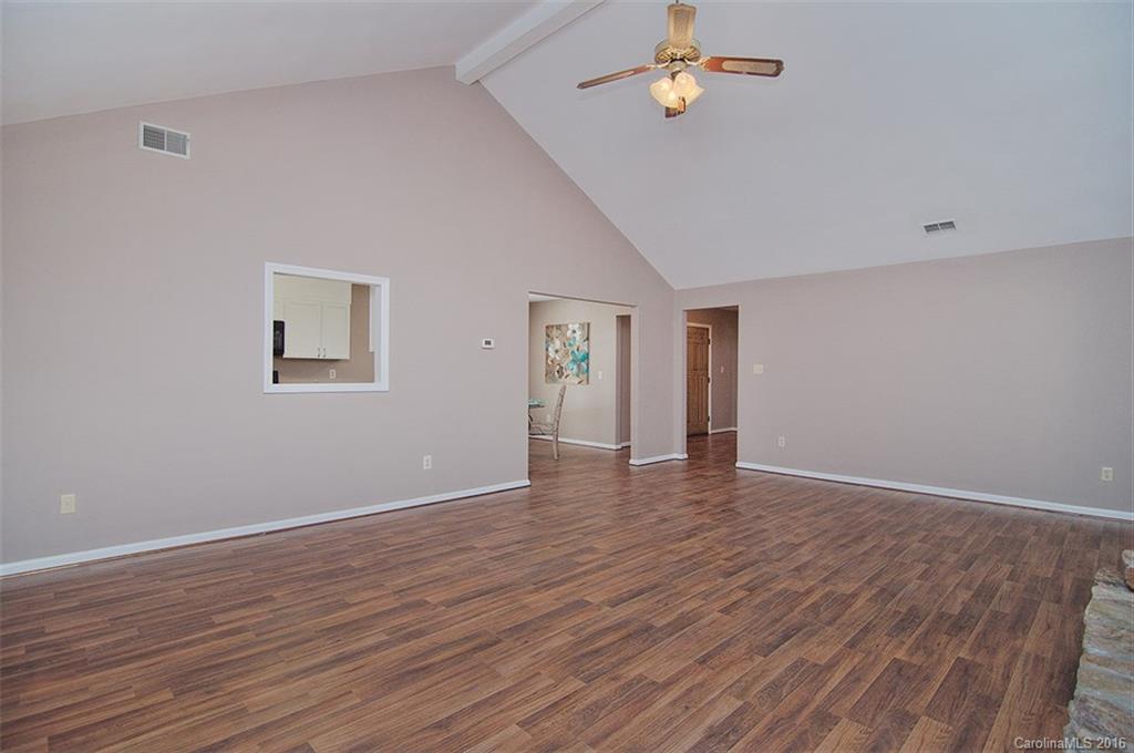 Tega Cay - Residential