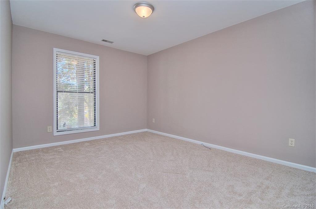 Tega Cay - Residential