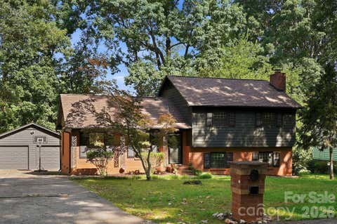 Photo of 4515 Easthaven Drive, Charlotte, NC 28212 (MLS # 4400459)