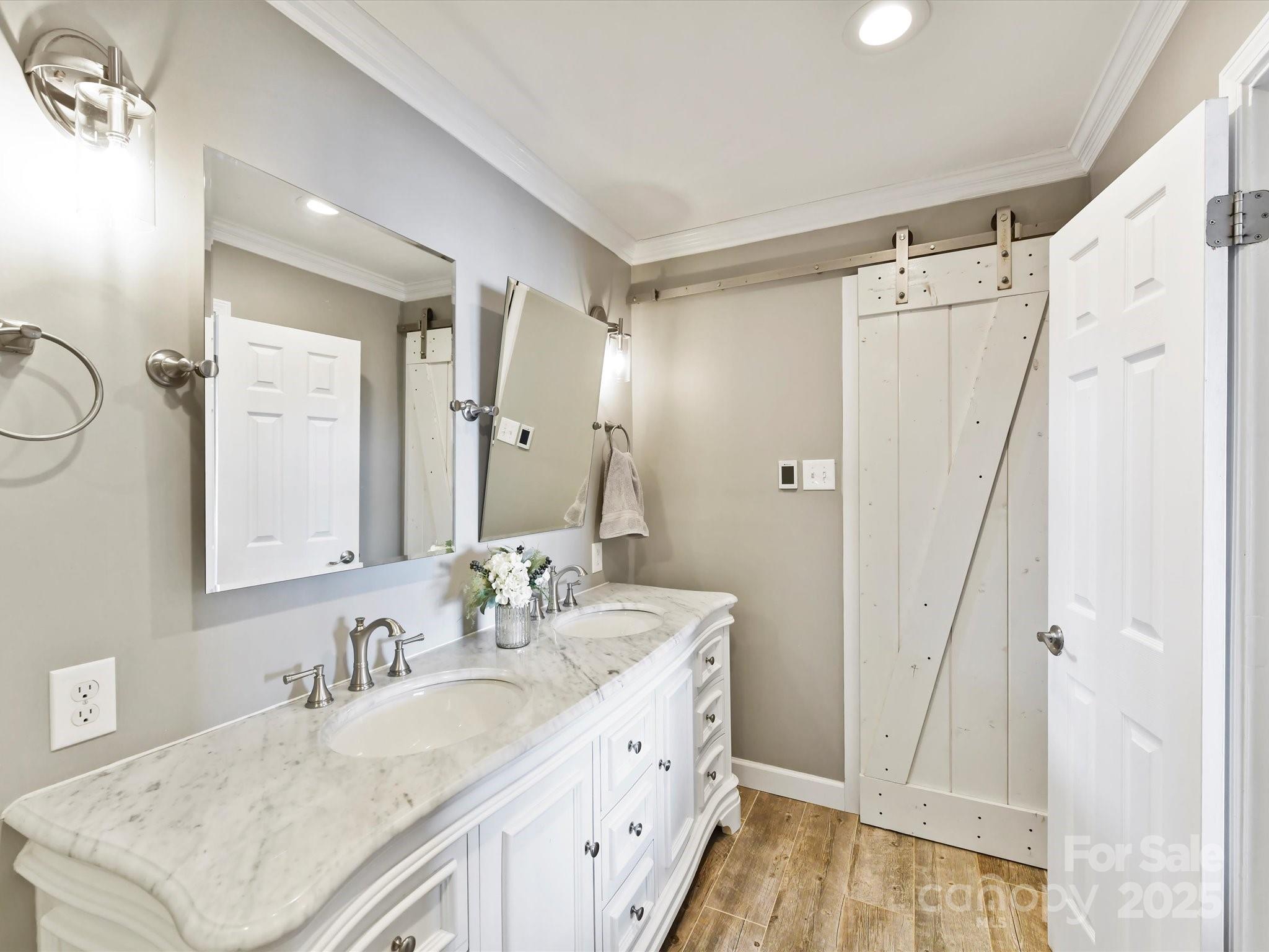 Tega Cay - Residential