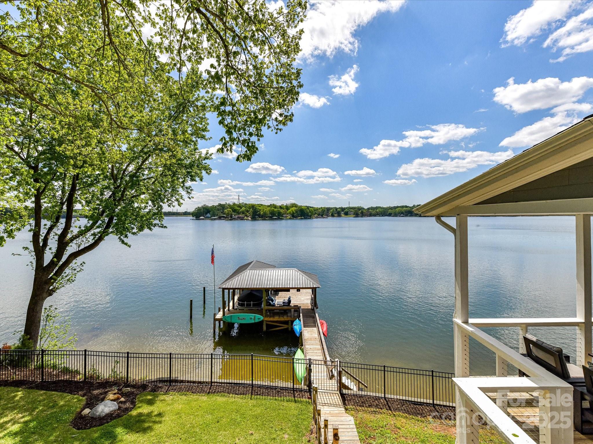 Tega Cay - Residential